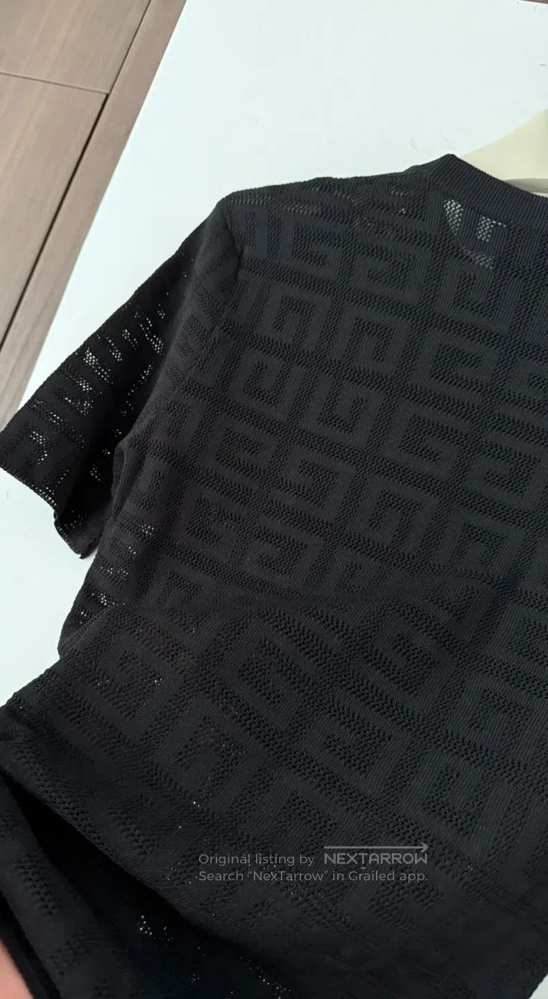 Givenchy Givenchy Black openwork knitted short-sleeve Size XS / US 0-2 / IT 36-38 - 4 Thumbnail