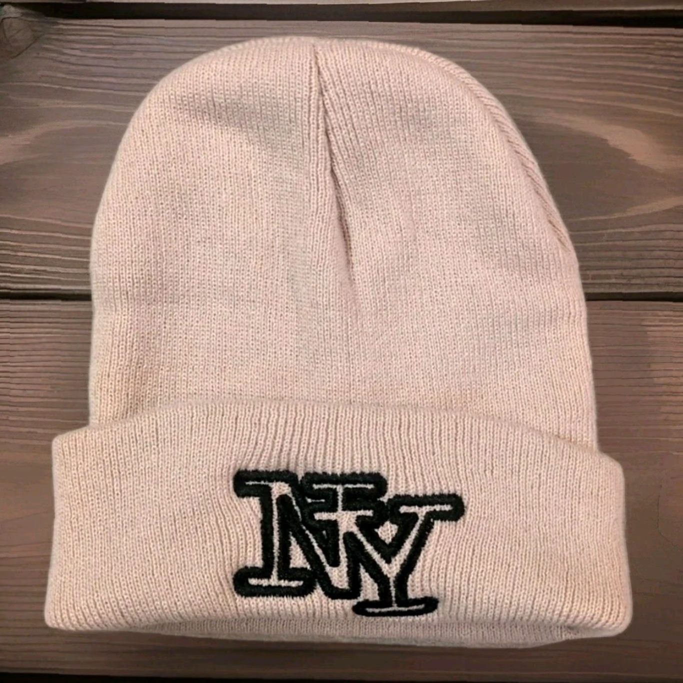 Vintage New York City Logo Beanie Winter Hat Tan Warm Sealed Rare Embroidered Size ONE SIZE - 3 Thumbnail