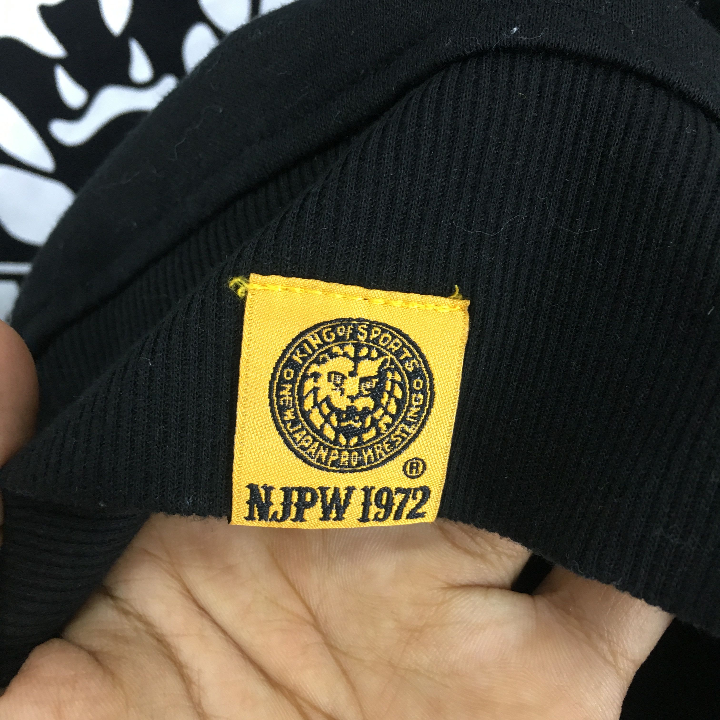 Japanese Brand vintage king of sport NJPW 1972 black sweatshirt- 658 Size US L / EU 52-54 / 3 - 10 Thumbnail