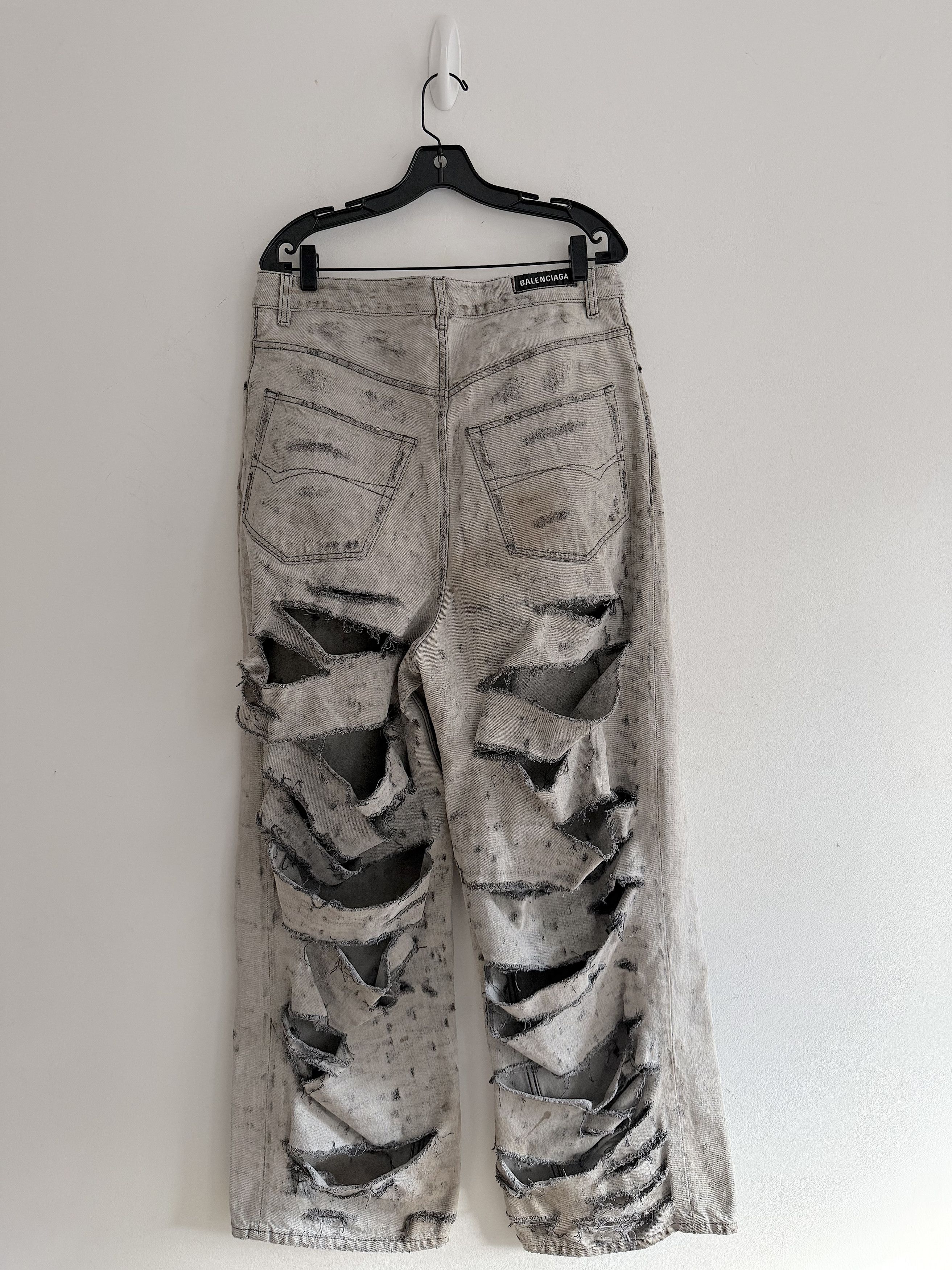 Balenciaga Balenciaga 22SS Super Destroyed Jeans in Light Grey