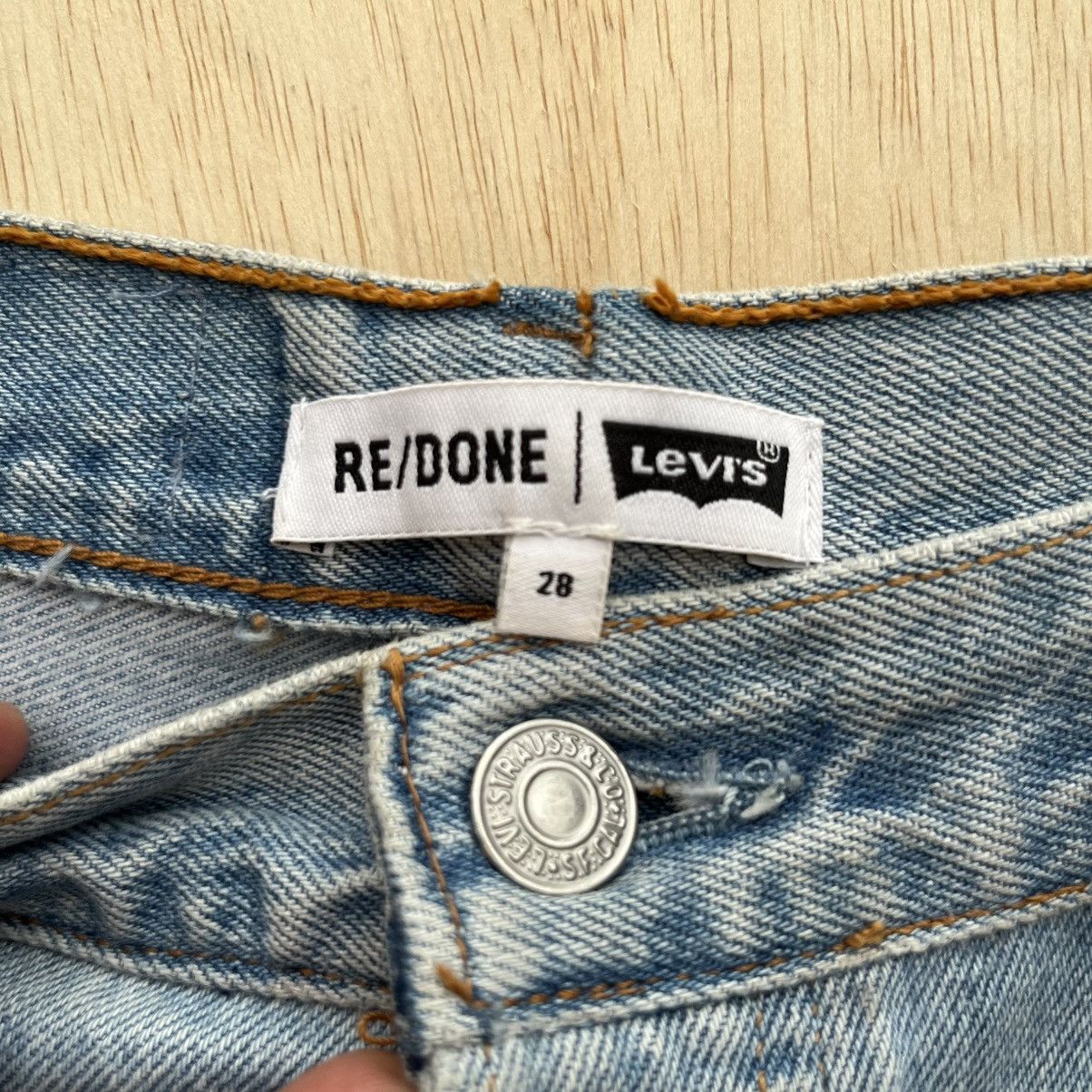 RE/DONE RE / DONE x LEVIS RECONSTRUCTED DENIM WASHED DISTRESSED Size 28" / US 6 / IT 42 - 5 Thumbnail