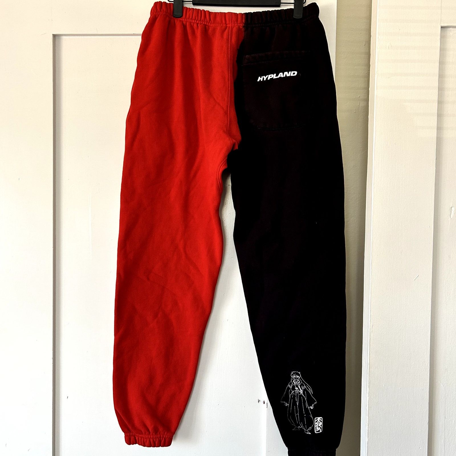 Hypland Hypland x InuYasha red split color sweatpants Y2K Size US 34 / EU 50 - 4 Thumbnail