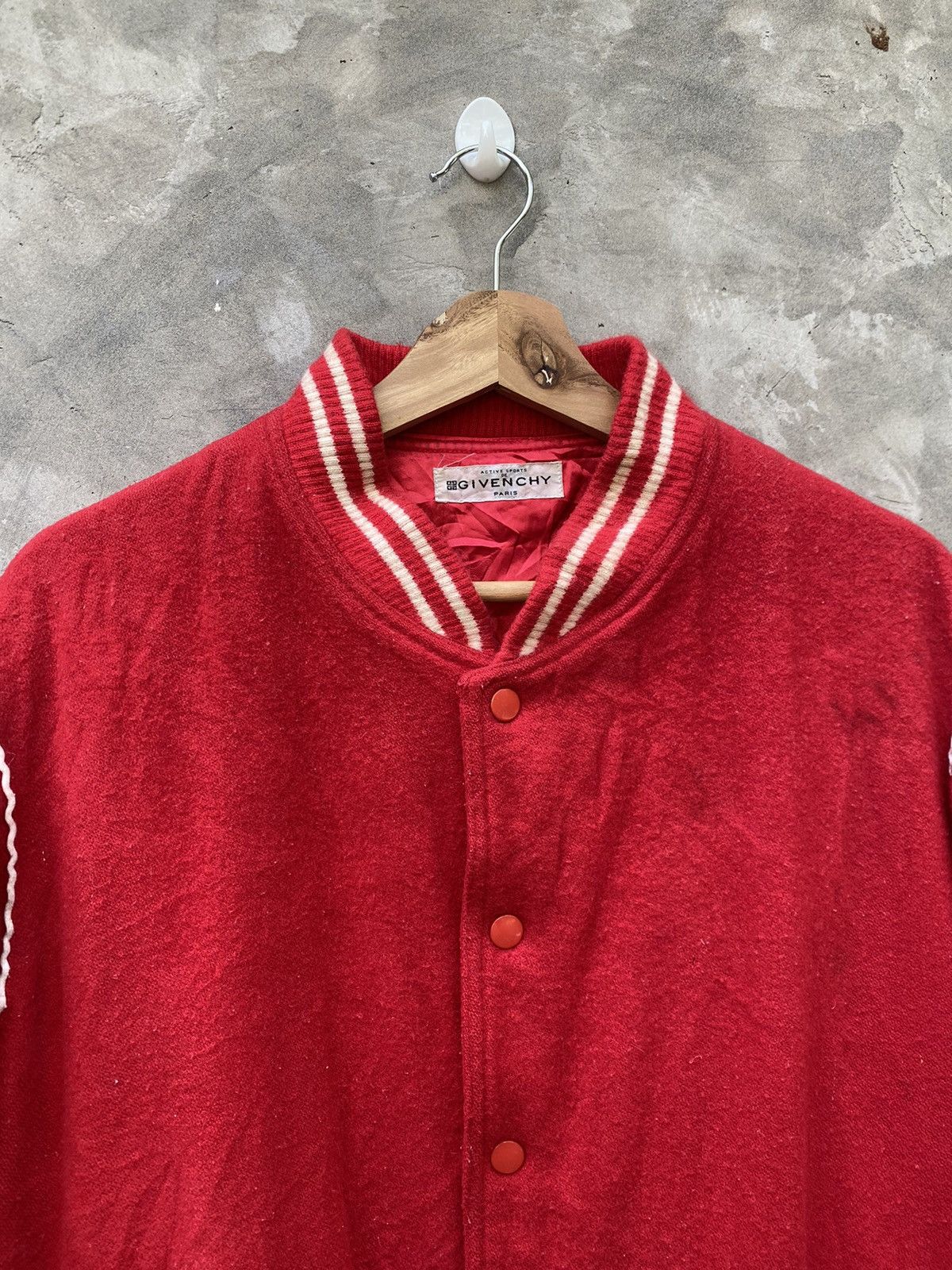 Givenchy Vintage Givenchy Wool Varsity Jacket Distressed Size US L / EU 52-54 / 3 - 9 Thumbnail