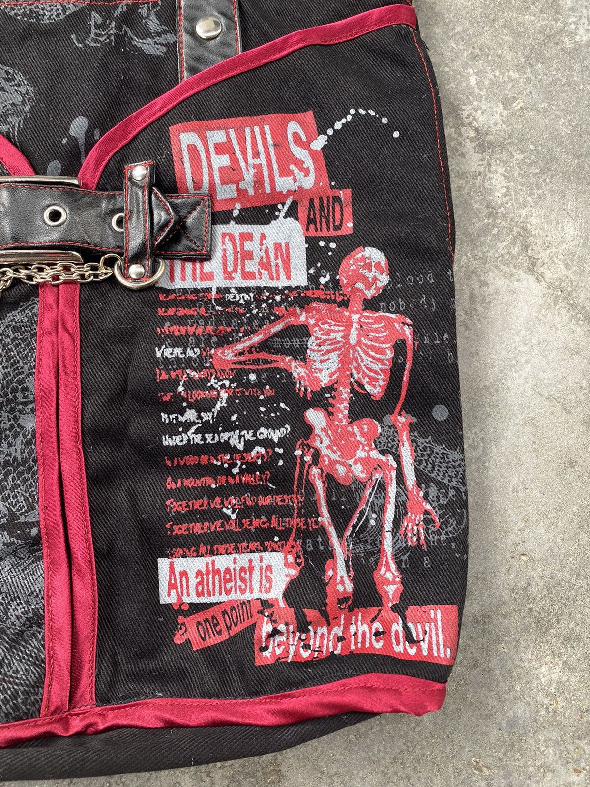Japanese Brand Vintage Devil H.naoto Multi-Pocket Distressed Tote Bag Size ONE SIZE - 9 Thumbnail