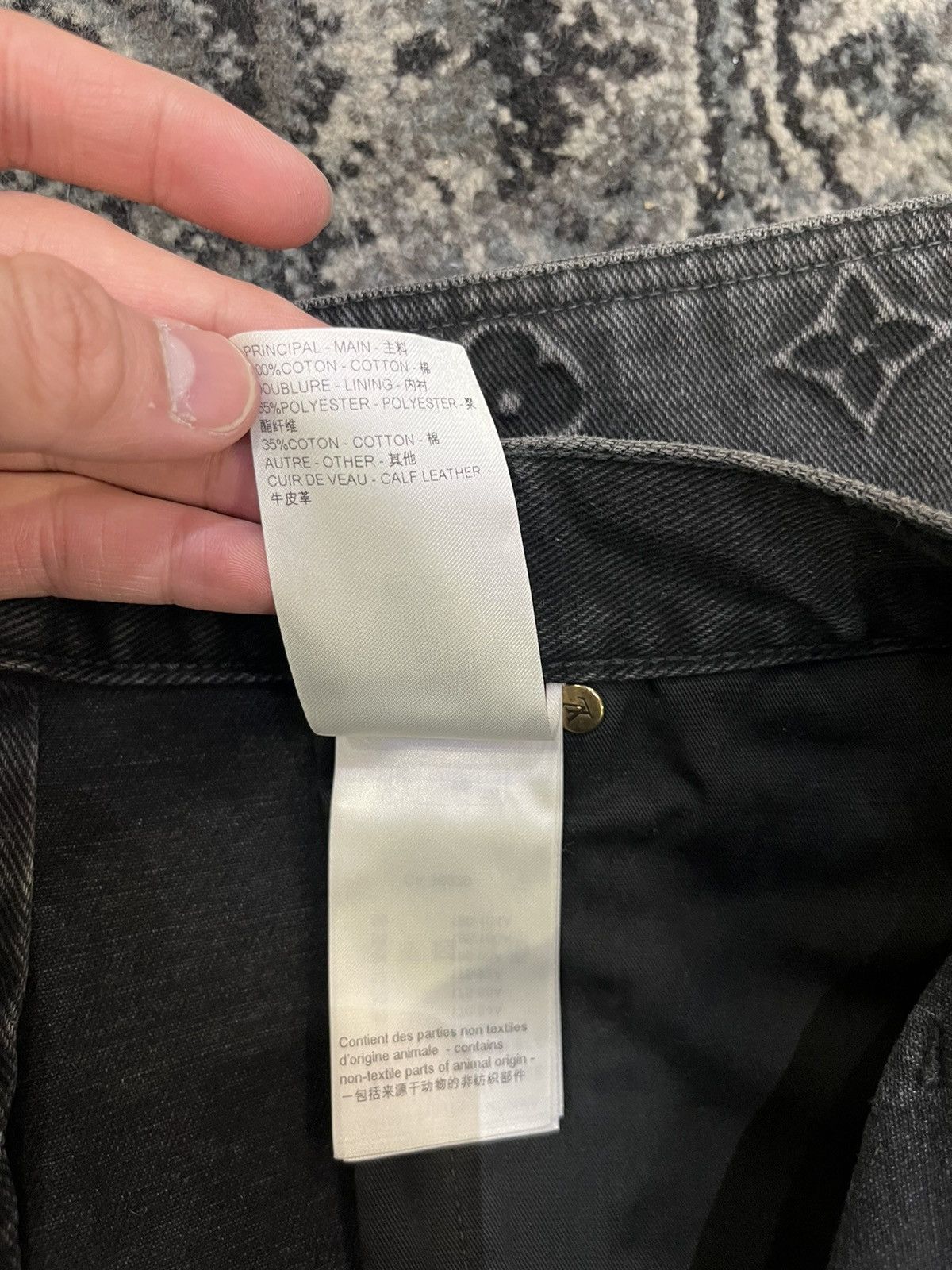 Louis Vuitton NEW LV EXCLUSIVE BLACK CARPENTER SHORTS Size US 31 - 6 Thumbnail