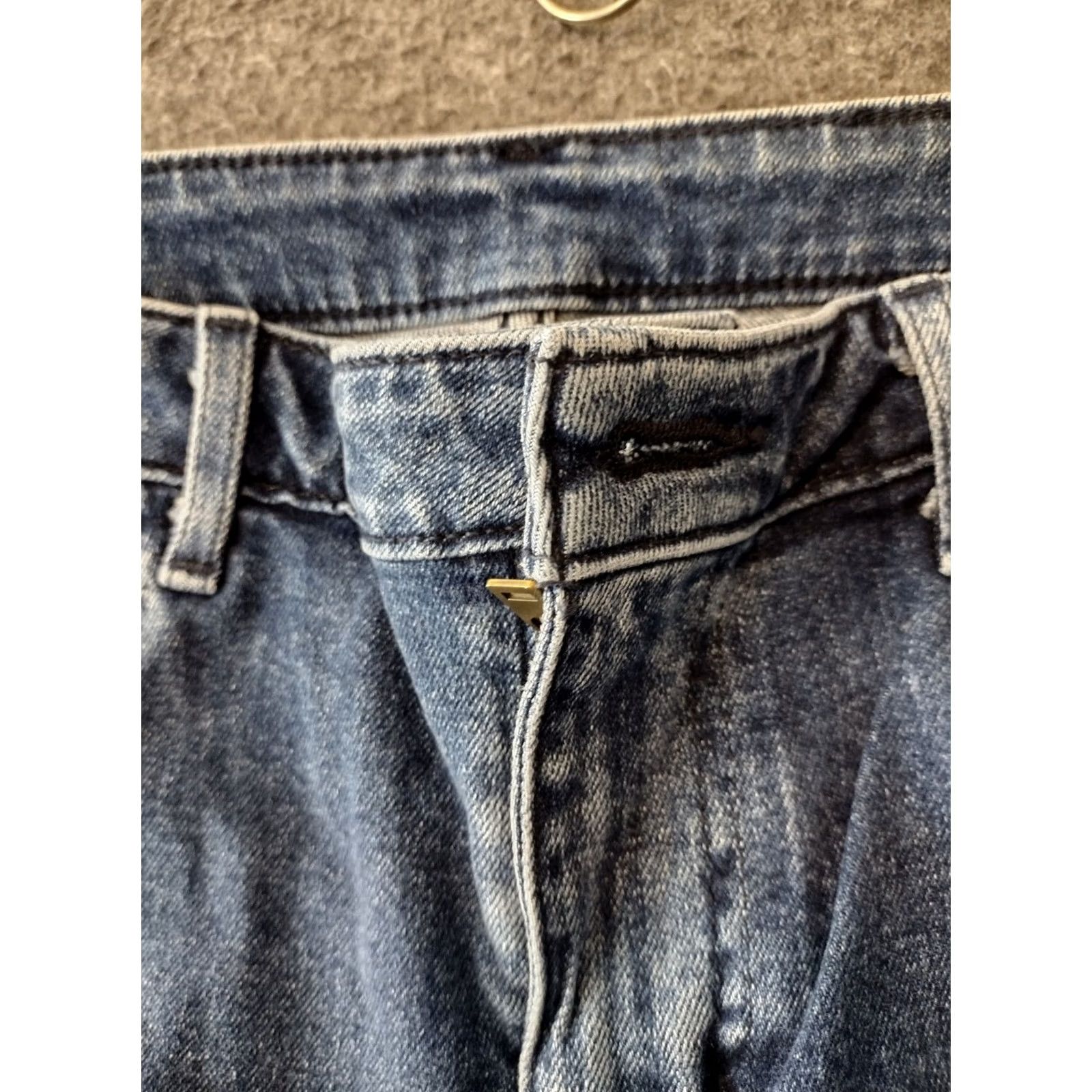 Vintage Unbranded Women's High Rise Denim Jeans Size 14 R Blue Dark Wash 90s Theme Distressed Relaxed Fit Button Closure Inseam 28 in Jeans Size 36" / US 14 / IT 50 - 3 Thumbnail