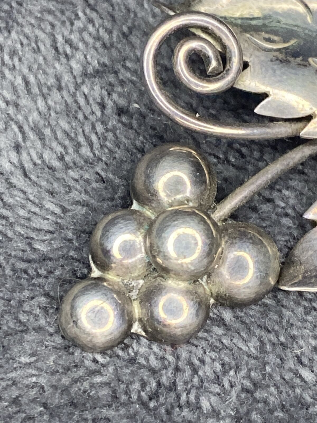 Other Sterling Silver 925 Art Nouveau Leaf Brooch Grape and Cable Size ONE SIZE - 2 Thumbnail