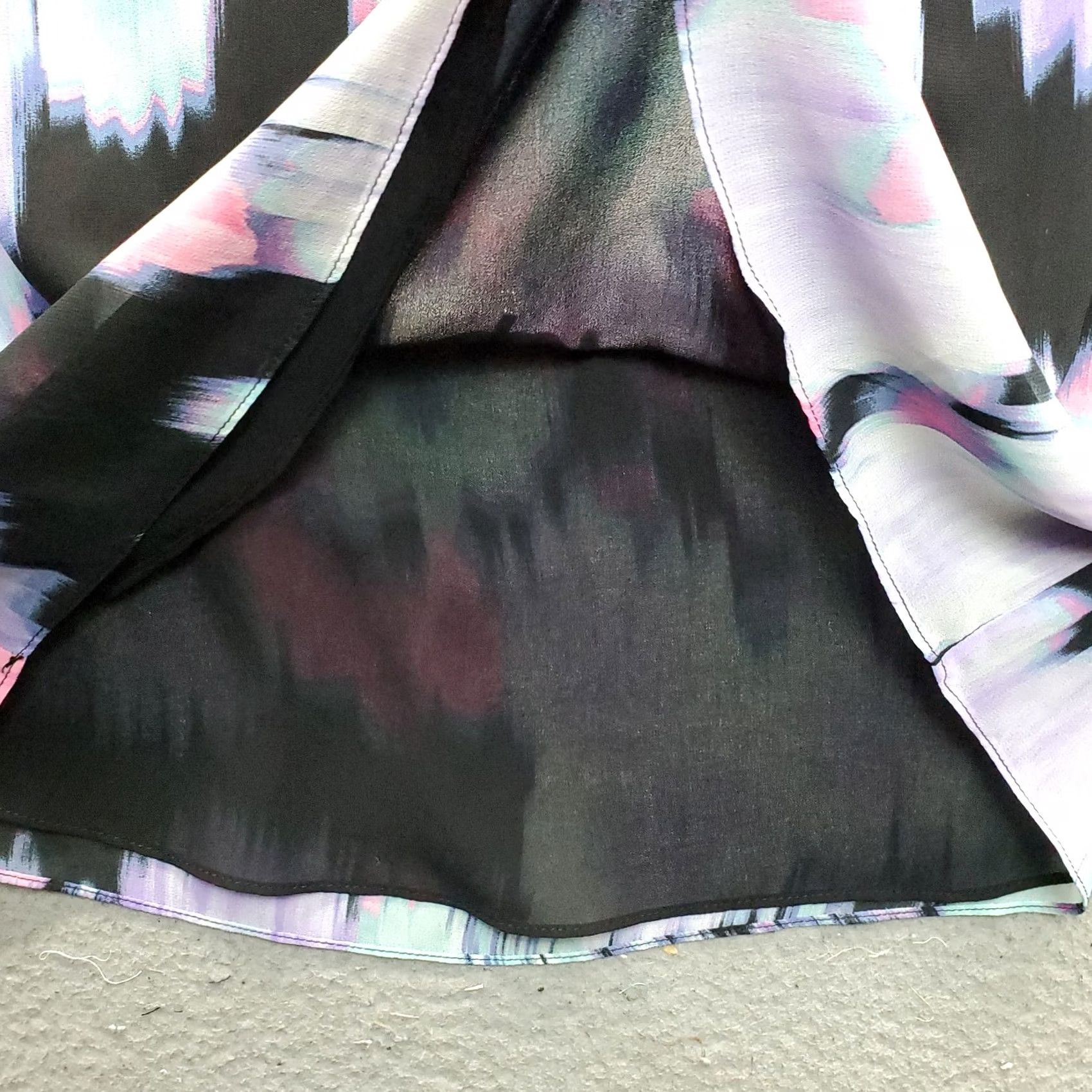 Calvin Klein Calvin Klein Blouse Womens M Multicolor Tie Dye Flutter Sleeve Ruffle Tie Neck V-Neck 100% Polyester Casual Party/Cocktail Size M / US 6-8 / IT 42-44 - 8 Thumbnail