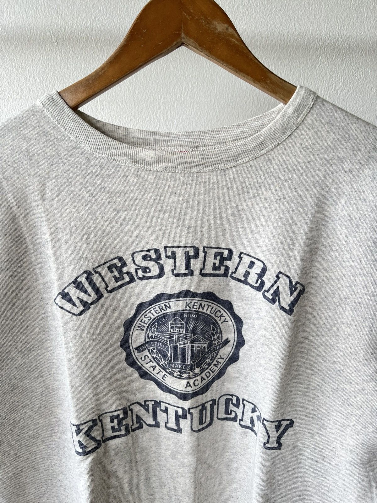 Vintage Thrashed Vintage Champion Long Sleeve Size US L / EU 52-54 / 3 - 2 Thumbnail