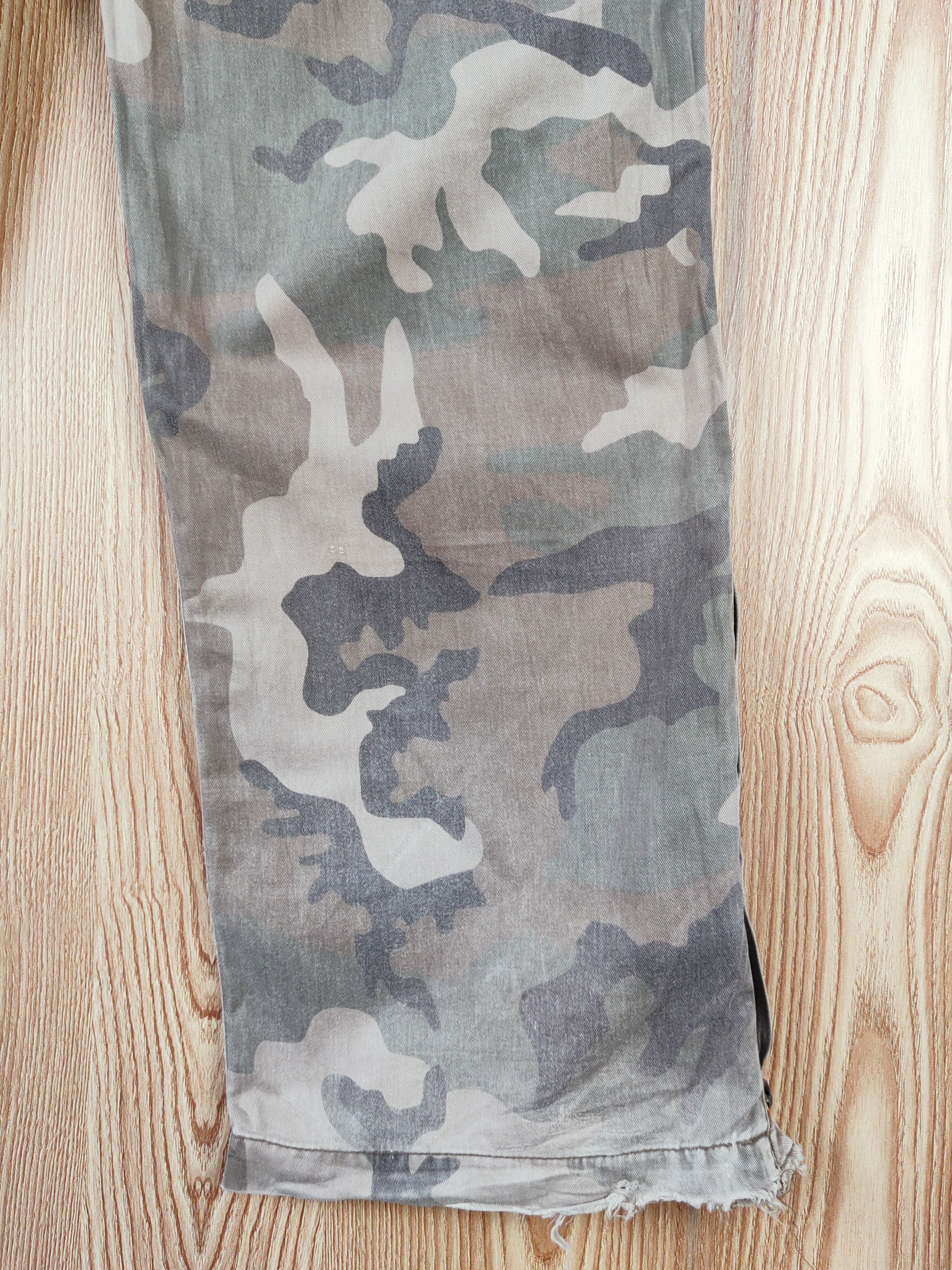 Japanese Brand DL Plusmore Camouflage Faded Multipocket Cargo Pants #S2775 Size US 36 / EU 52 - 12 Thumbnail