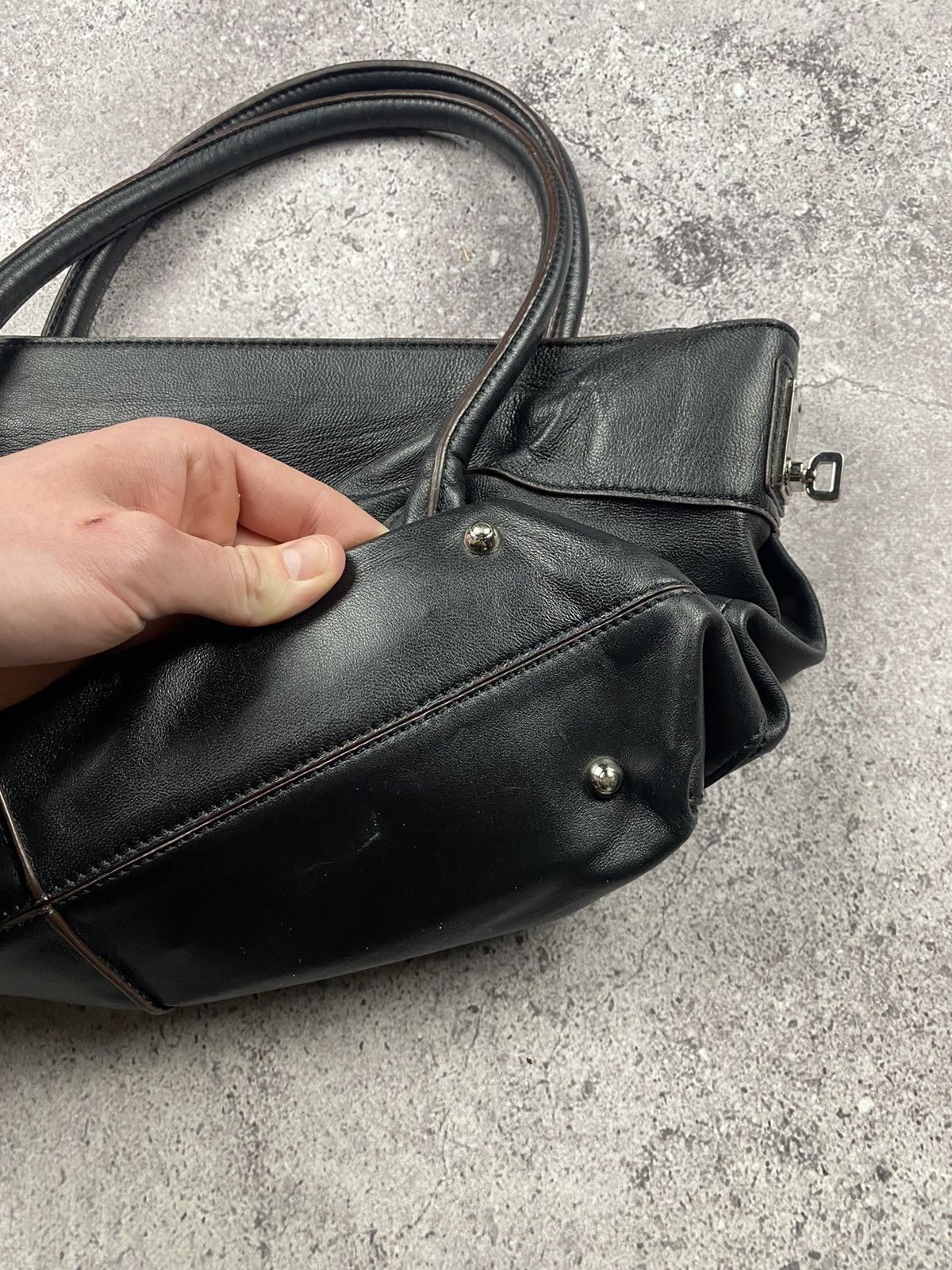 Designer × Tod's × Vintage Vintage 90s Tod’s leather shoulder/hand bag with fringes Size ONE SIZE - 4 Thumbnail