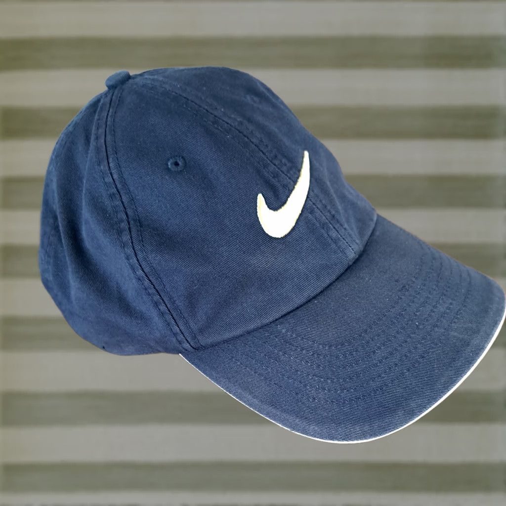 Nike Nike Golf Hat Adjustable Size Strap Black Men Travel Sports Hat Size ONE SIZE - 1 Thumbnail