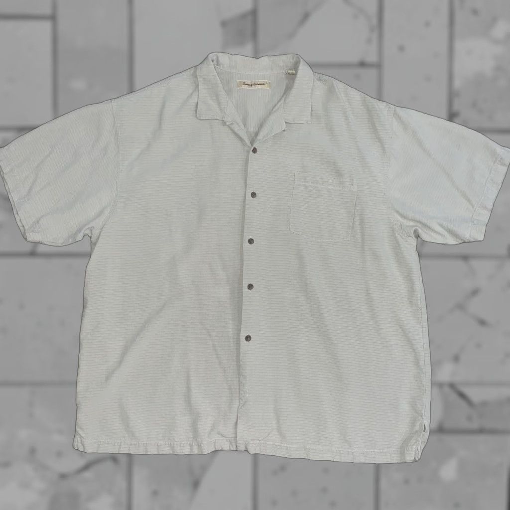 Tommy Bahama Tommy Bahama Pocket Shirt Mens 2XL Short Sleeve 100% Silk Gray Aloha Style Size US XXL / EU 58 / 5 - 1 Thumbnail