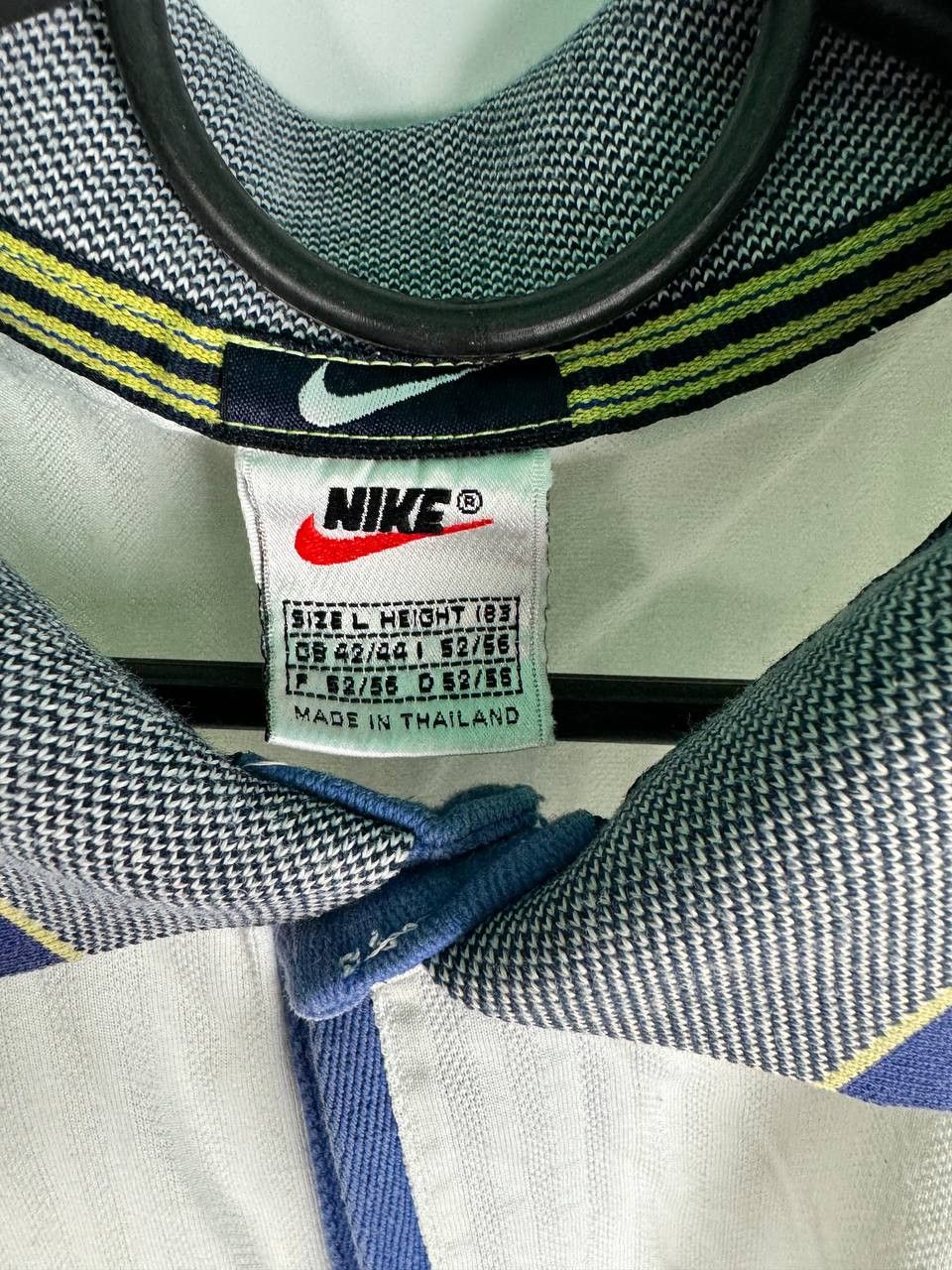 Nike vintage streetwear sportswear y2k nike t-shirt Size US L / EU 52-54 / 3 - 4 Thumbnail