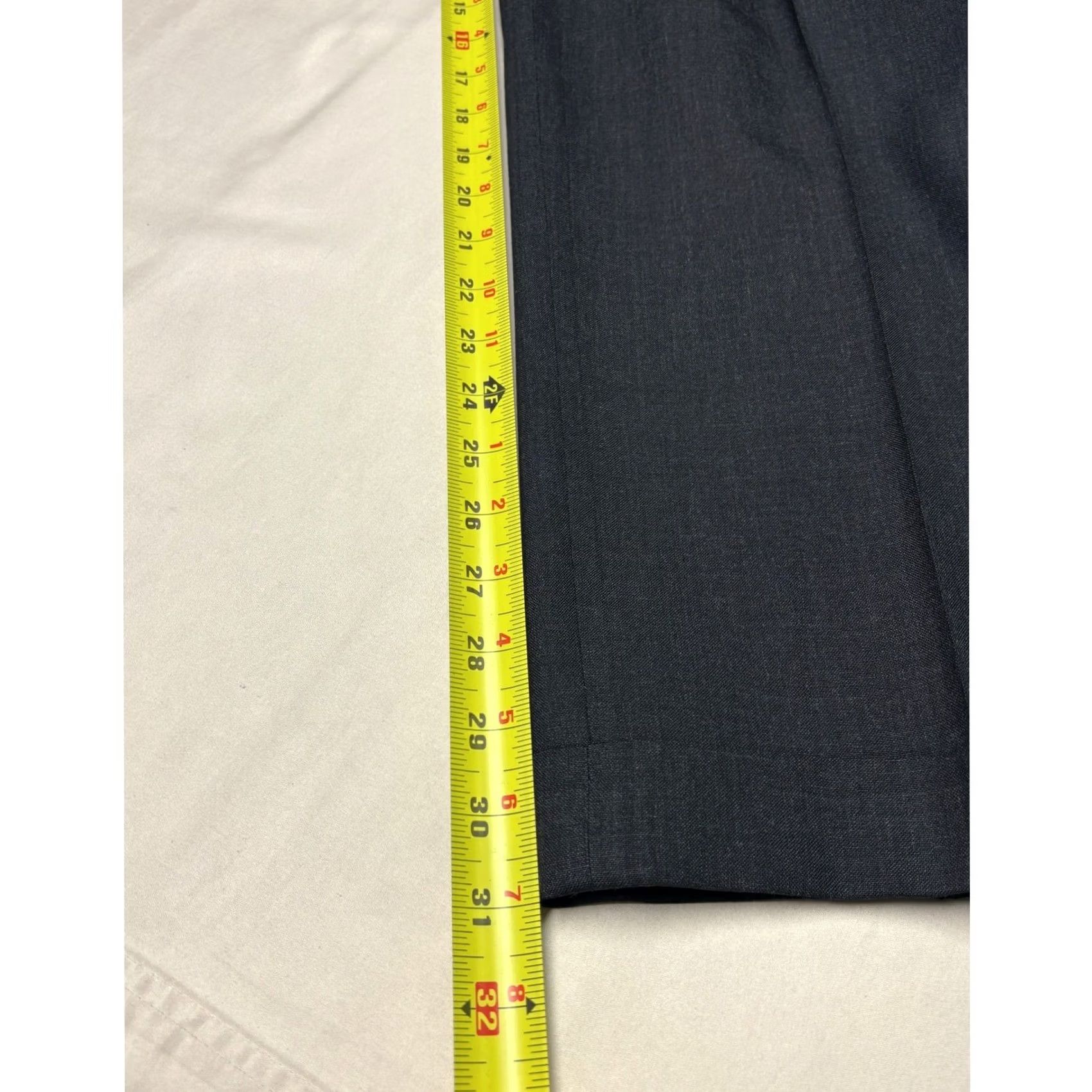 Brooks Brothers VINTAGE Brooks Brothers Mens Pleated Pure Wool Dress Pants Charcoal 37x31 USA Brown? Size US 37 - 7 Thumbnail