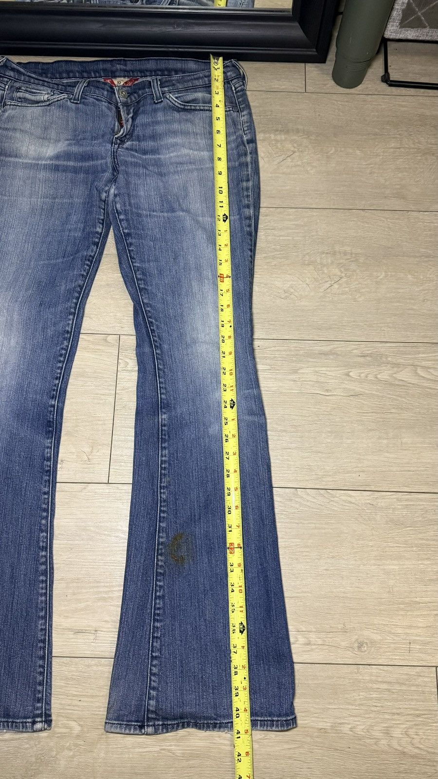Lucky Brand Y2K 2000s Lucky Brand Low Rise Flared 10 x 30 Denim Jeans Size 32" / US 10 / IT 46 - 6 Thumbnail
