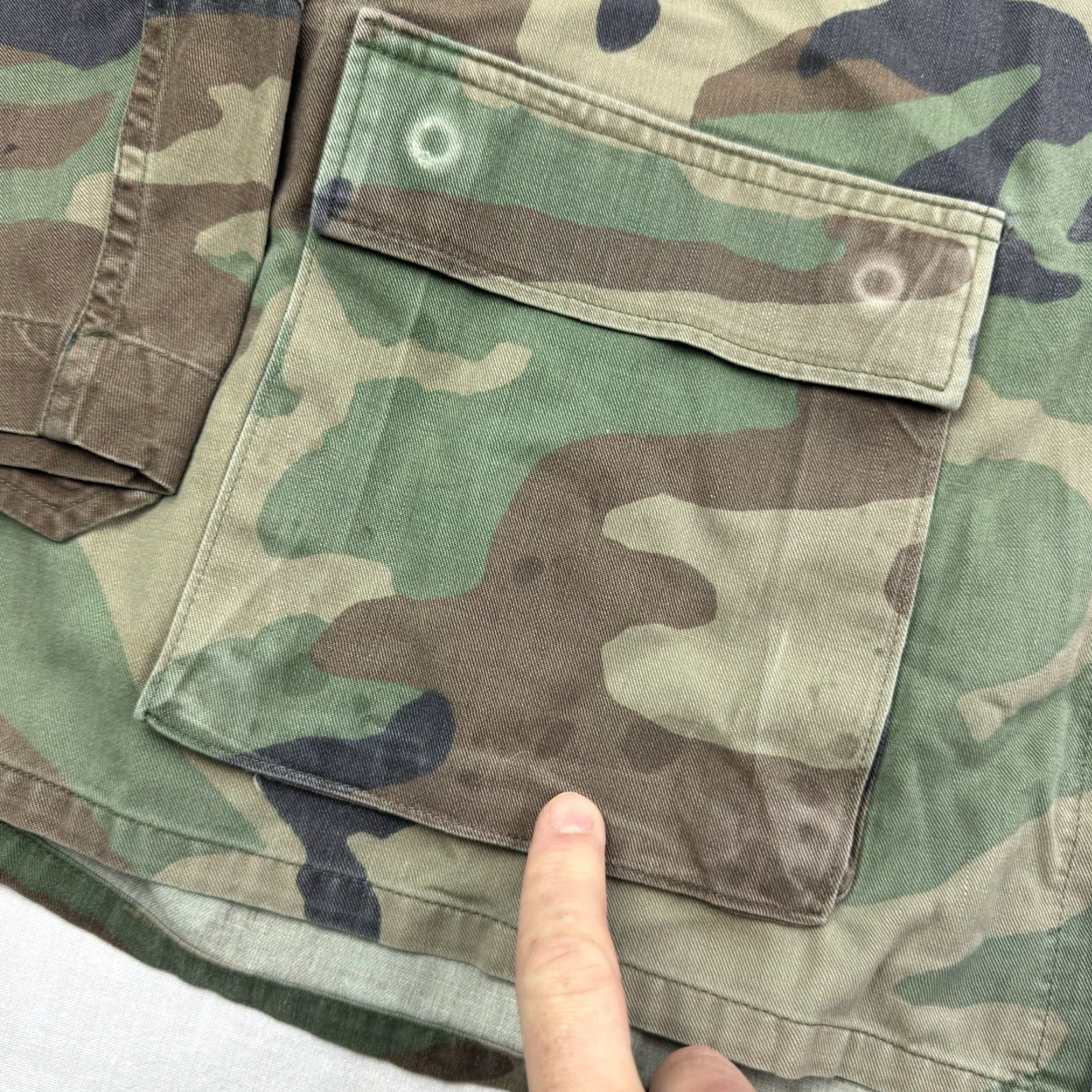 Vintage Vintage Army Button Up Shirt Adult Large Green Camouflage Military Grunge 90s Size US L / EU 52-54 / 3 - 3 Thumbnail