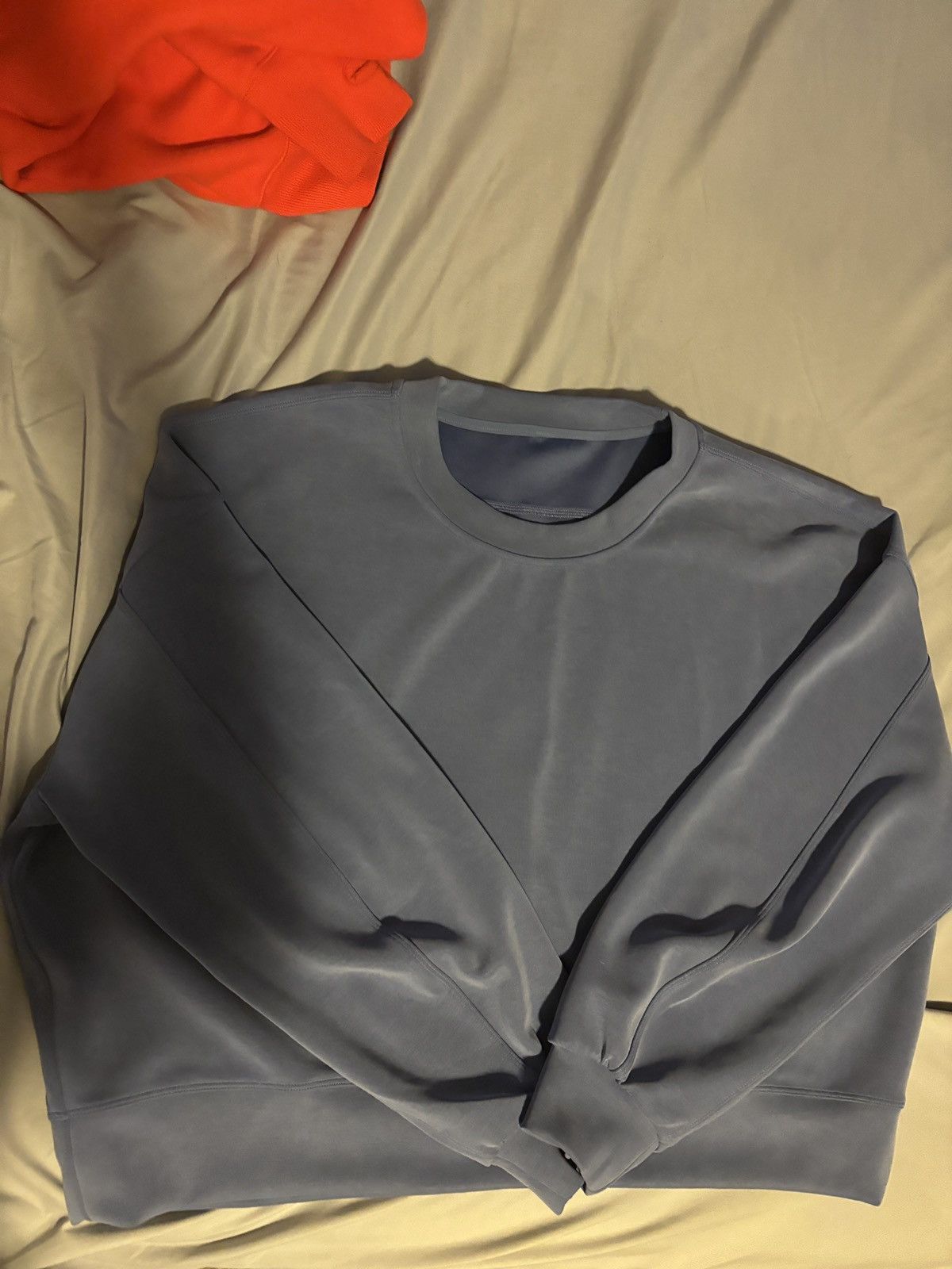 Lululemon Lululemon Blue Crop Crewneck Size 14 Size XL / US 12-14 / IT 48-50 - 1 Thumbnail