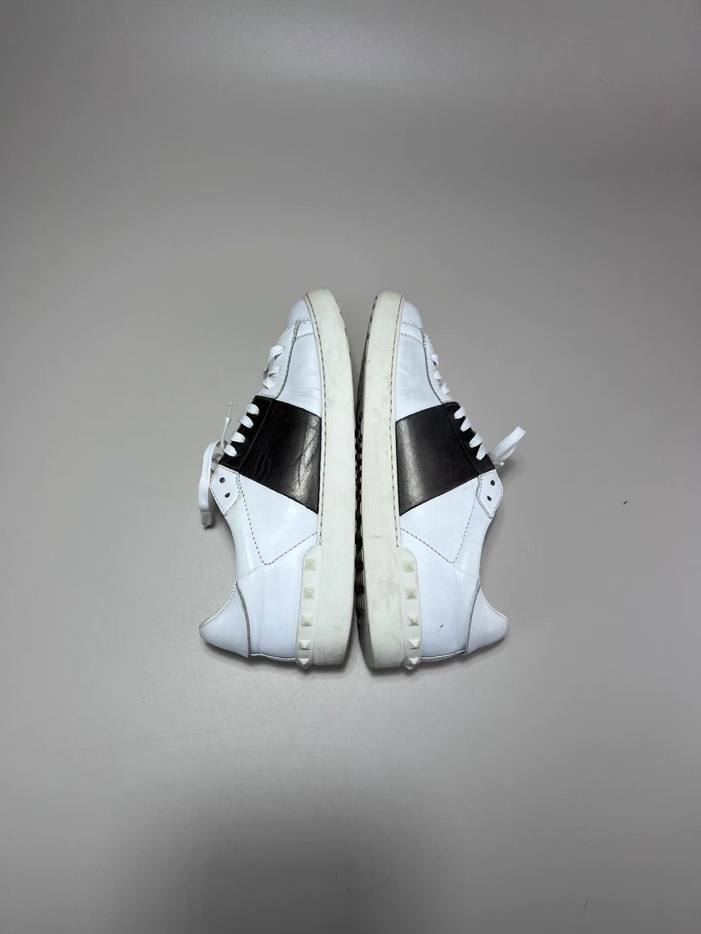 Valentino VALENTINO Color Block Low-Top Sneakers Size US 8 / EU 41 - 5 Thumbnail