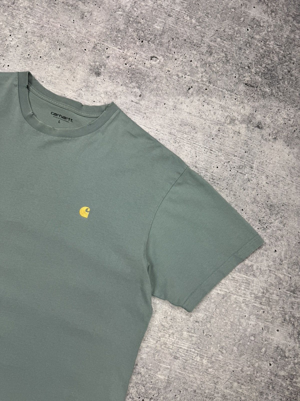 Carhartt × Carhartt Wip × Designer Vintage Y2K Style Carhartt WIP S/S Chase Logo T-Shirt Tee Size US L / EU 52-54 / 3 - 5 Thumbnail