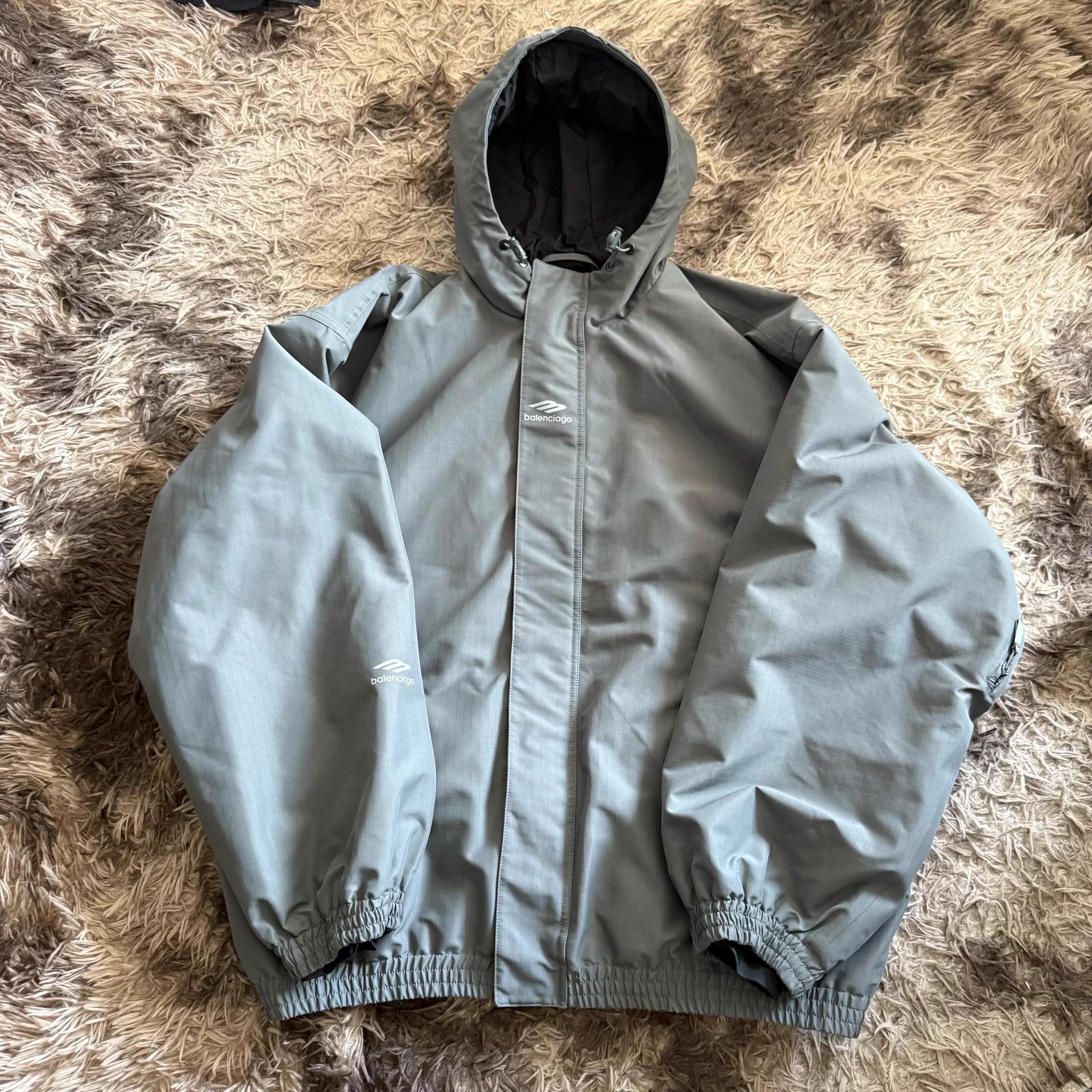 Balenciaga Balenciaga FW24 SKIWEAR Gray Logo Parka 48 Size US M / EU 48-50 / 2 - 1 Thumbnail
