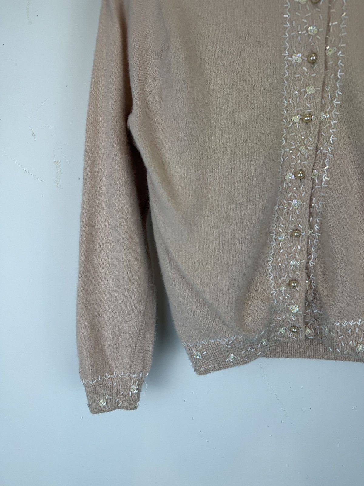 Vintage Vintage 1950s Lit Brothers Pink Beaded Wool Angora Cardigan Size S / US 4 / IT 40 - 6 Thumbnail