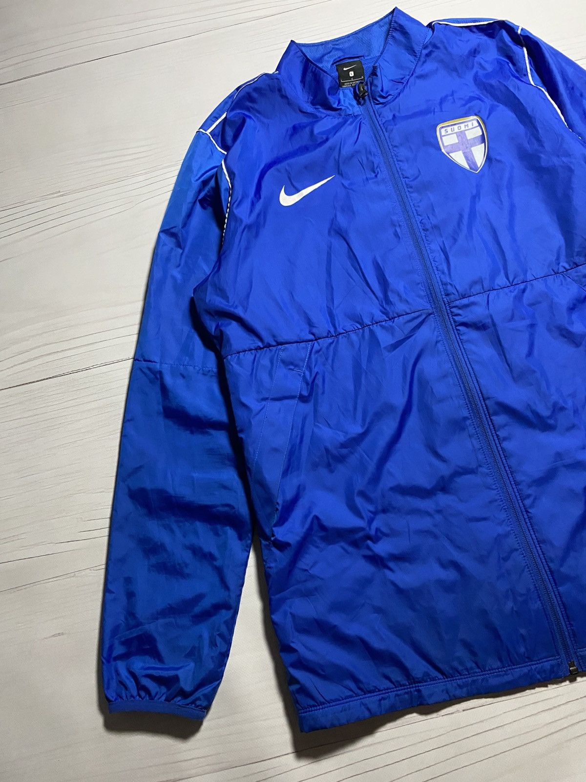 Nike Nike Finland 2020 training soccer football light jacket Size US L / EU 52-54 / 3 - 8 Thumbnail