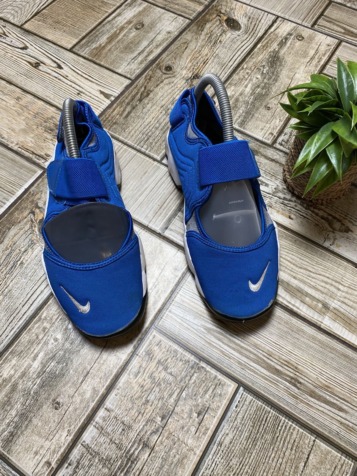 Nike Nike rift unisex size us 5 Size US 5 / EU 37 - 2 Thumbnail