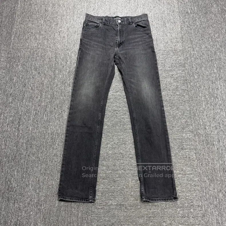 Balenciaga Balenciaga Distressed Washed Denim Pants Size US 30 / EU 46 - 1 Thumbnail