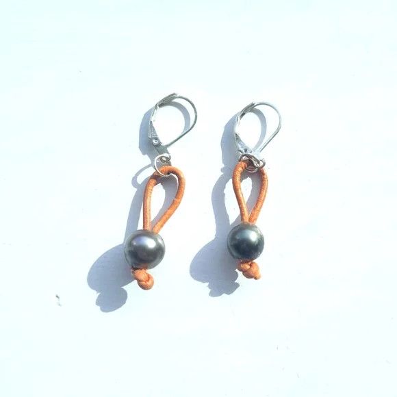 Handmade .925 Black Freshwater Pearl/Tan Leather Drop Earring Boho Size ONE SIZE - 3 Thumbnail