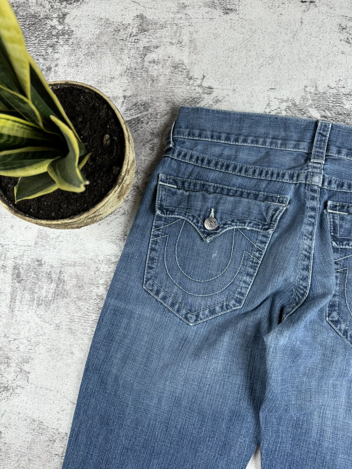 True Religion Vintage True Religion Y2K Distressed Faded Rap Jeans Denim Size US 32 / EU 48 - 6 Thumbnail