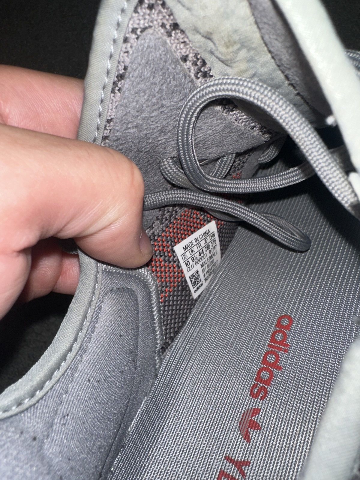 Yeezy Yeezy Boost 350 v2 Beluga 2.0 Size US 10 / EU 43 - 3 Thumbnail