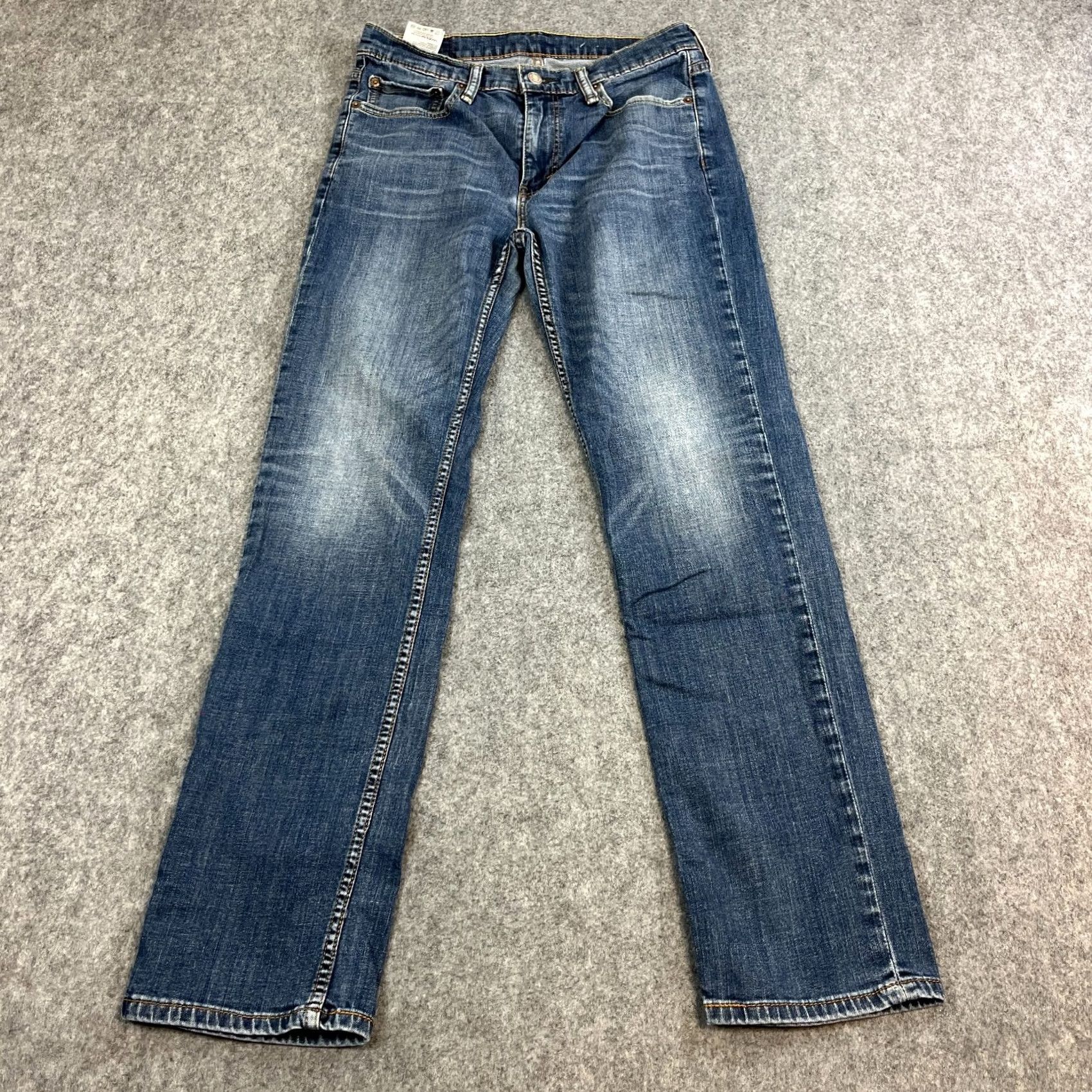 Levi's Levi's Jeans Regular Straight 30 30 Mid Wash Blue Whiskering Stretch Denim 5-Pocket Mens Jeans Size US 30 / EU 46 - 2 Thumbnail