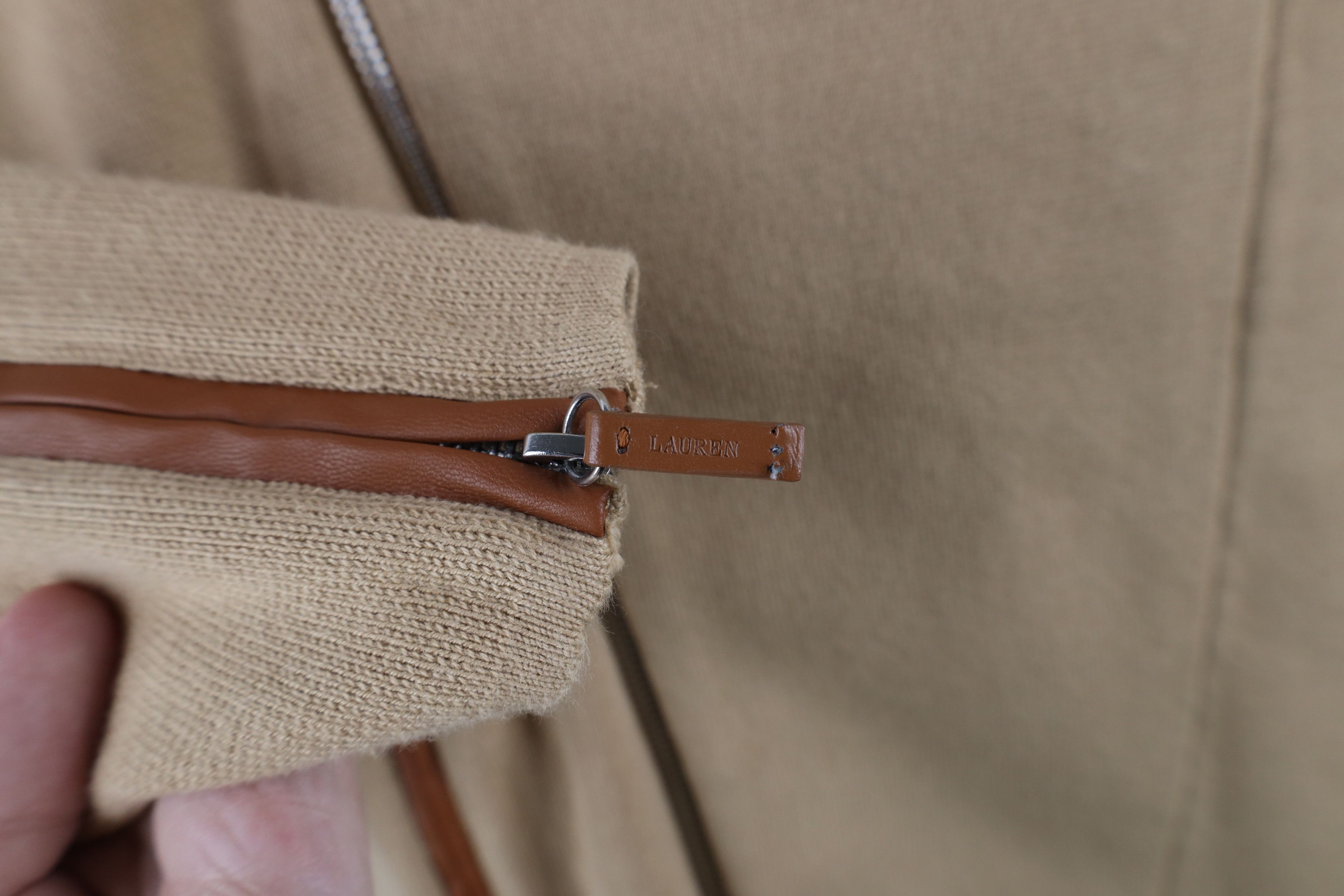 Ralph Lauren × Vintage Vintage Ralph Lauren Asymmetrical Zip Knit Sweater Beige Size XL / US 12-14 / IT 48-50 - 4 Thumbnail