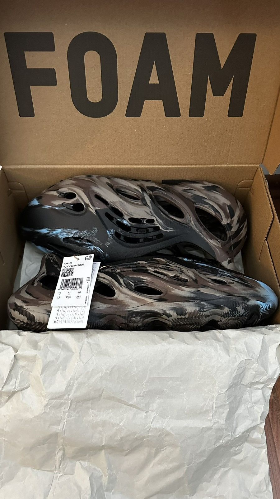 Yeezy Yeezy Foam RNR Size US 11 / EU 44 - 3 Thumbnail