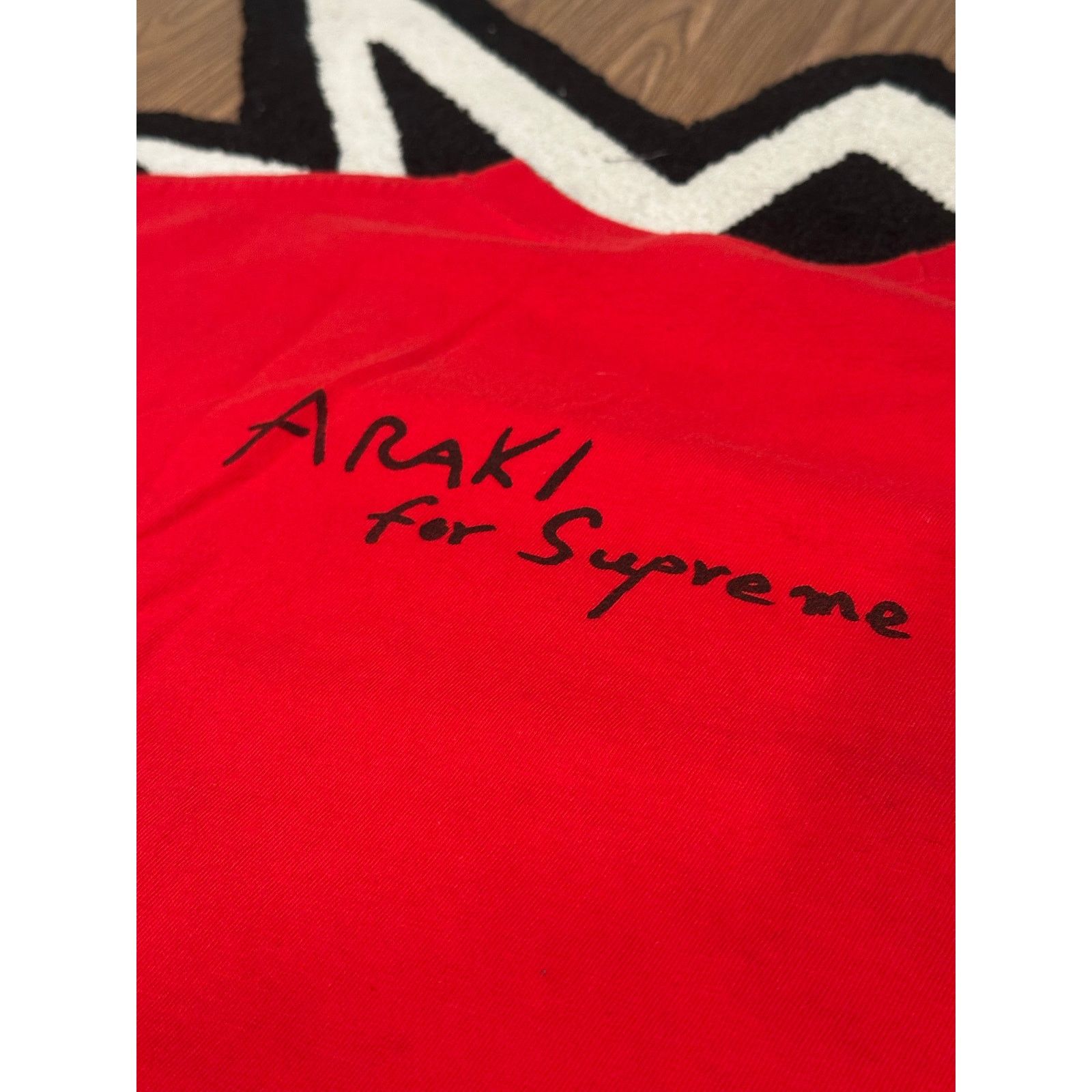 Supreme Supreme Akari Rose Tee – Red – Size Large Size US L / EU 52-54 / 3 - 10 Thumbnail