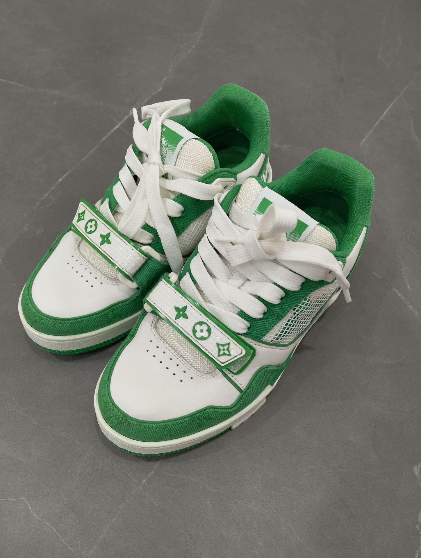 Louis Vuitton Louis Vuitton Training Lowtop Sneakers 36 Women Size US 6 / IT 36 - 1 Thumbnail