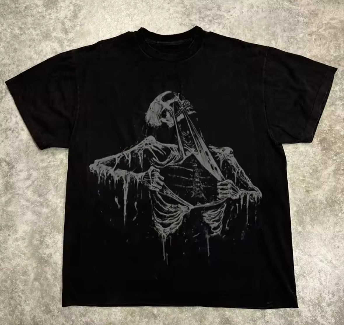 Other Streetwear Y2K Retro Gothic Tear Skeleton Print T-Shirt Size US XL / EU 56 / 4 - 1 Thumbnail