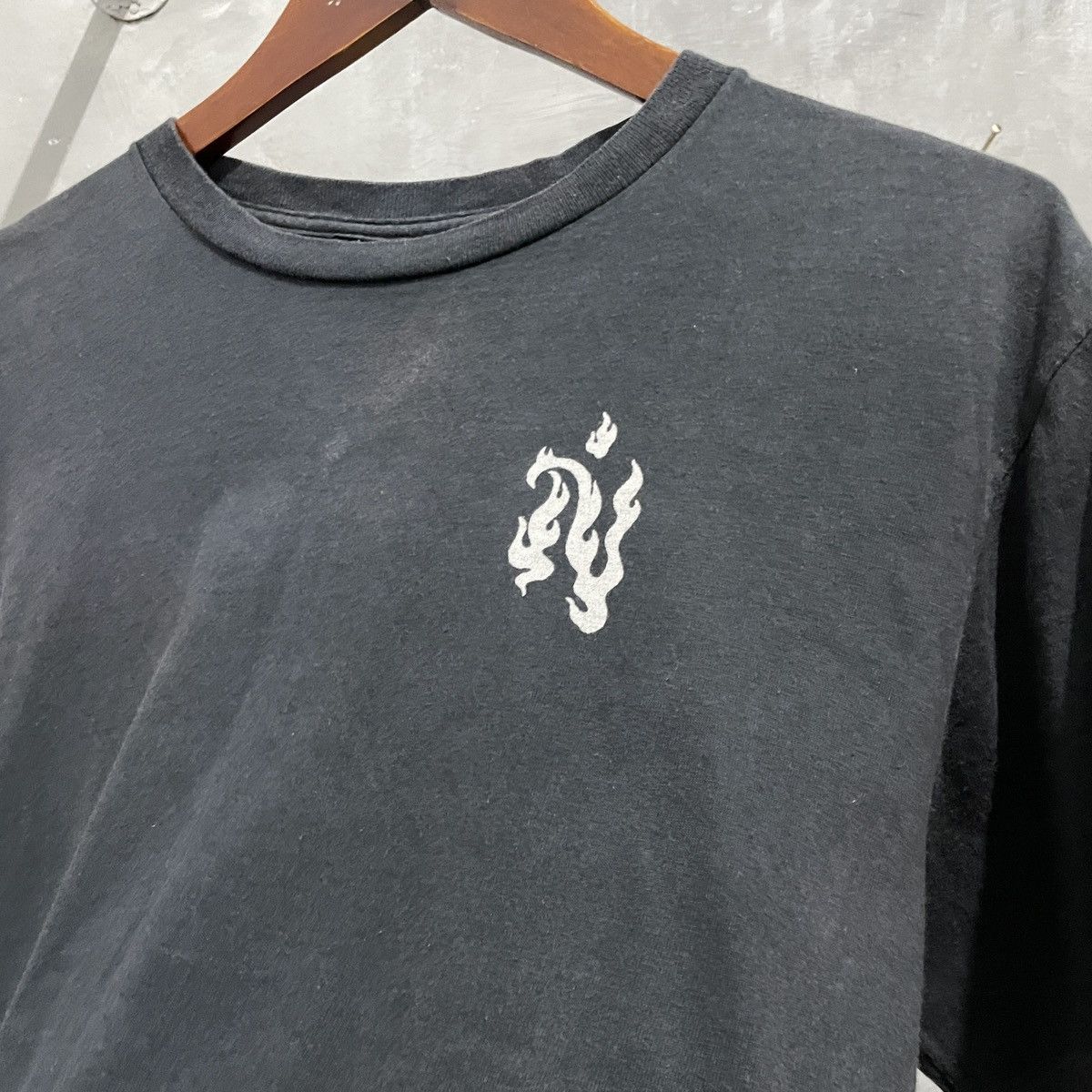 Vintage Rare Vintage 90s Faded Black T Shirt Japanese Ancient Size US M / EU 48-50 / 2 - 7 Thumbnail