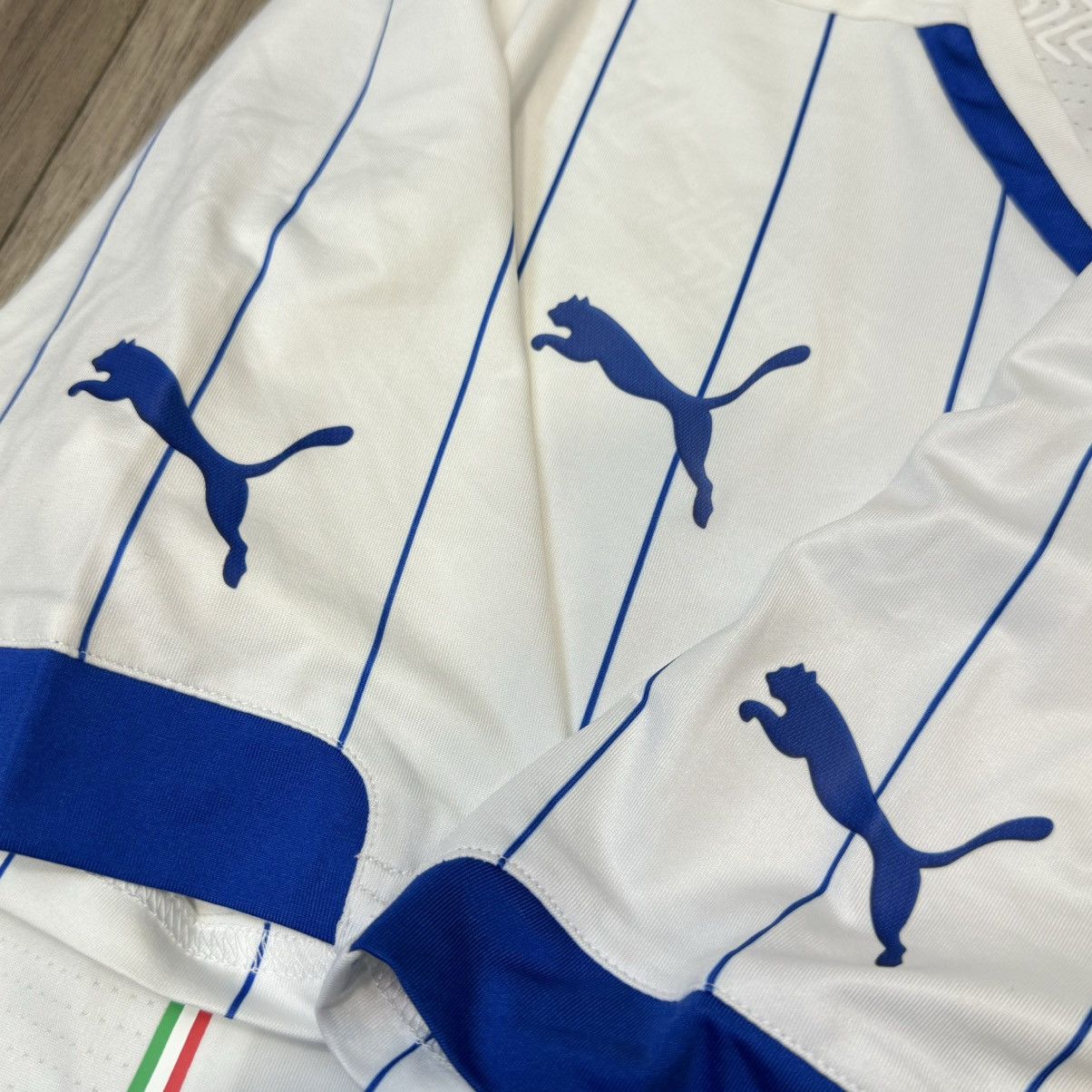 Puma Italy 14/15 player issue away shirt (Bnwt) Size US XL / EU 56 / 4 - 5 Thumbnail