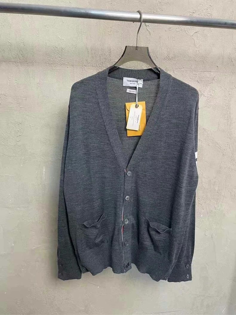 Thom Browne Thom Browne Gray wool sweater Size US L / EU 52-54 / 3 - 1 Thumbnail