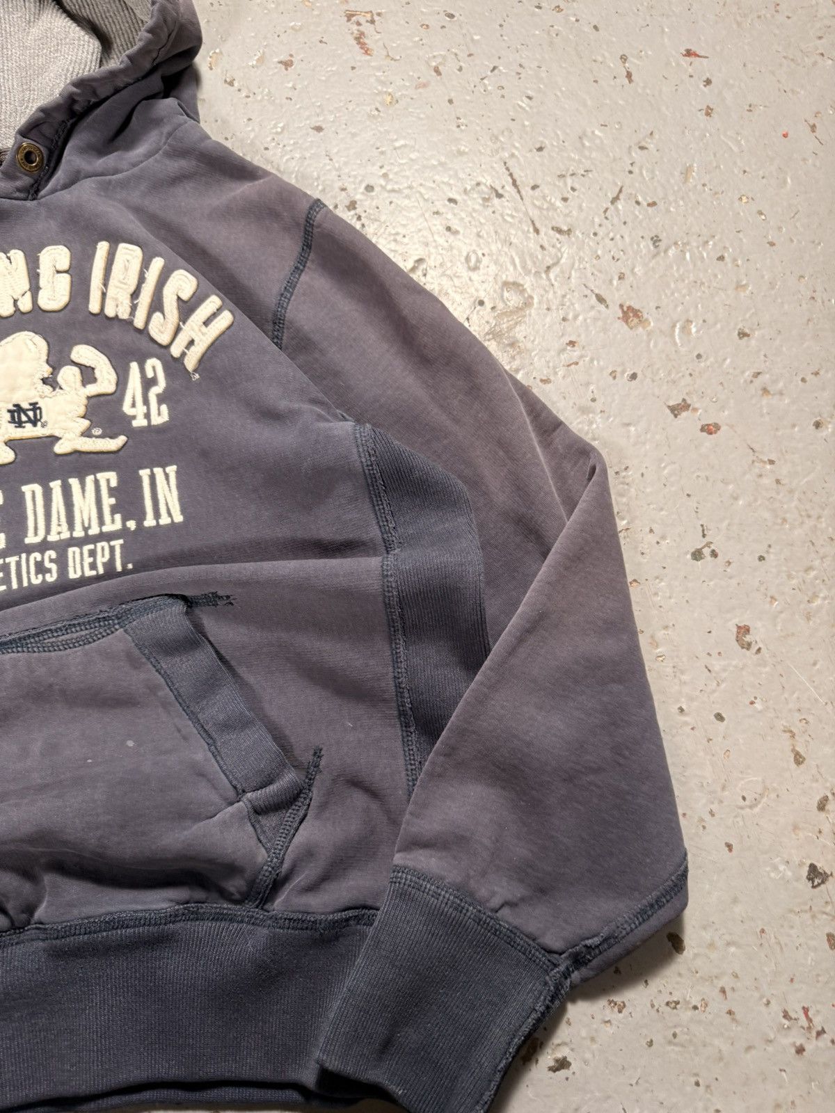 Other Vintage Distressed Sun Faded Notre Dame College Hoodie Size US M / EU 48-50 / 2 - 4 Thumbnail