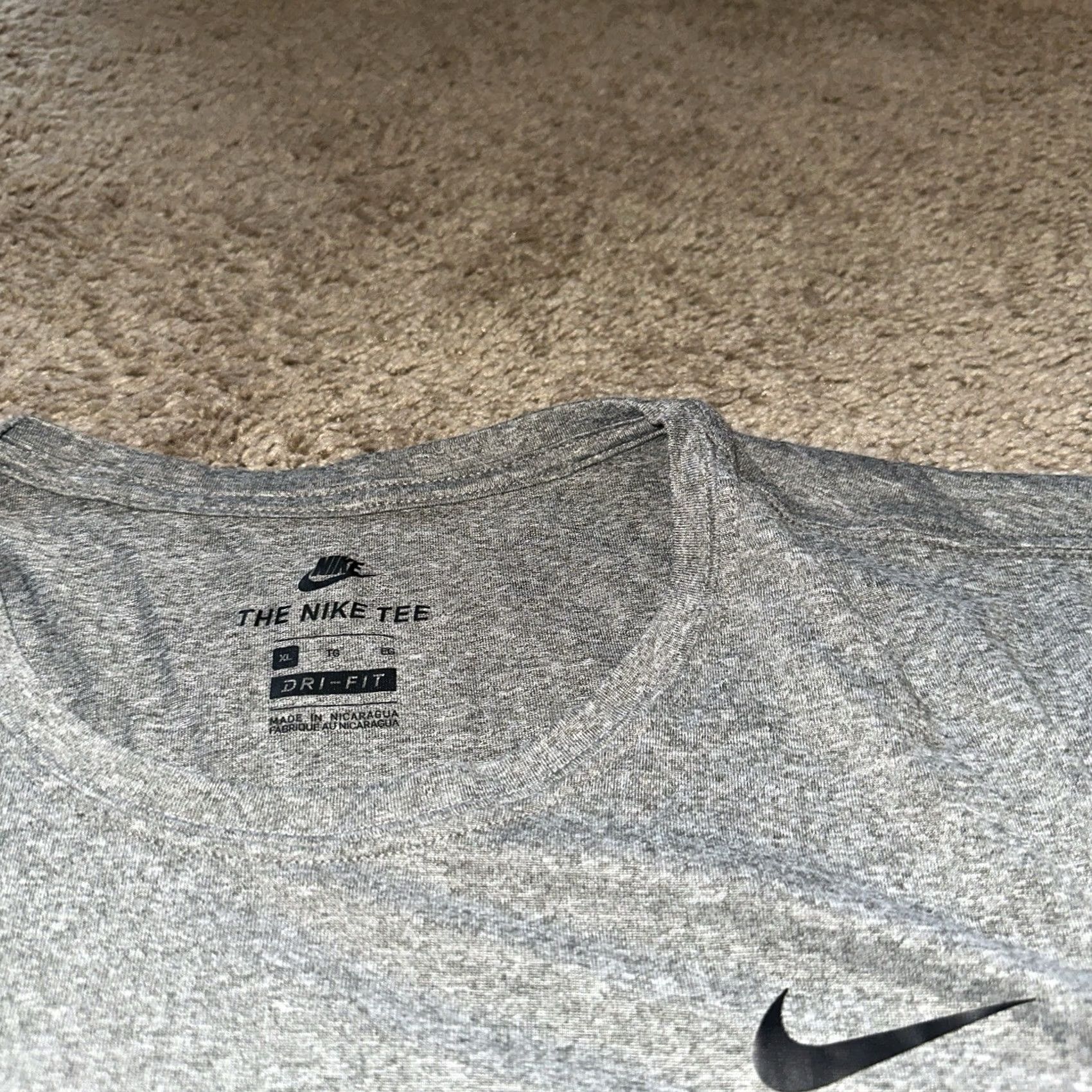 Nike Nike Shirt Womens XL Dri-Fit Training Gym Long Sleeve Gray Size XL / US 12-14 / IT 48-50 - 2 Thumbnail