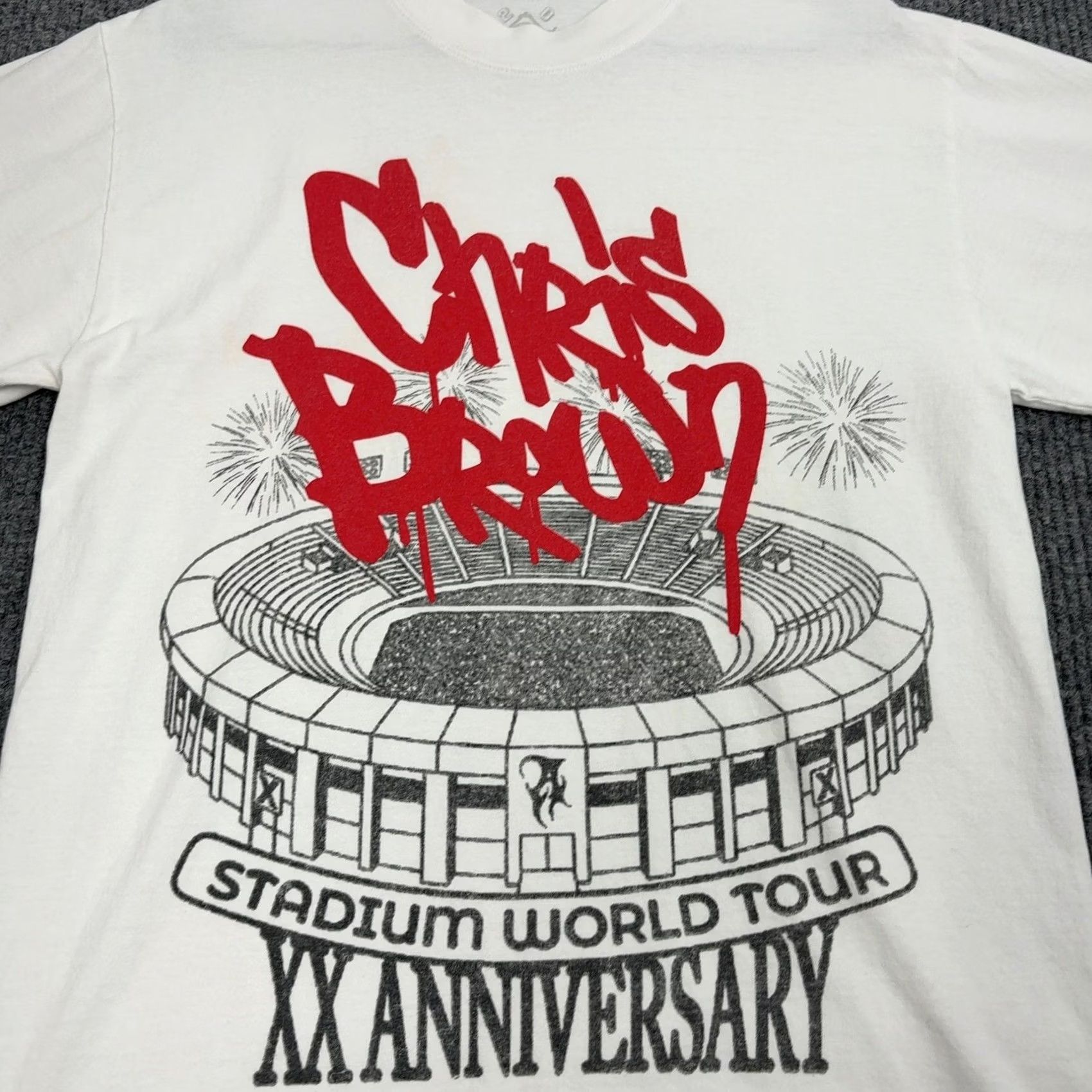 Vintage Chris Brown T Shirt Men S White Cotton Stadium World Tour XX Anniversary Graphic Size US S / EU 44-46 / 1 - 2 Thumbnail