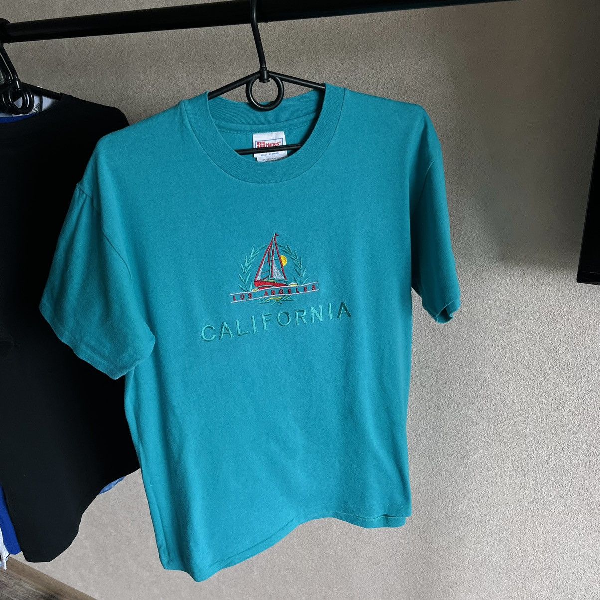 California Arts. × Hanes × Vintage California Los Angeles Logo T-shirt Vintage Size US M / EU 48-50 / 2 - 4 Thumbnail