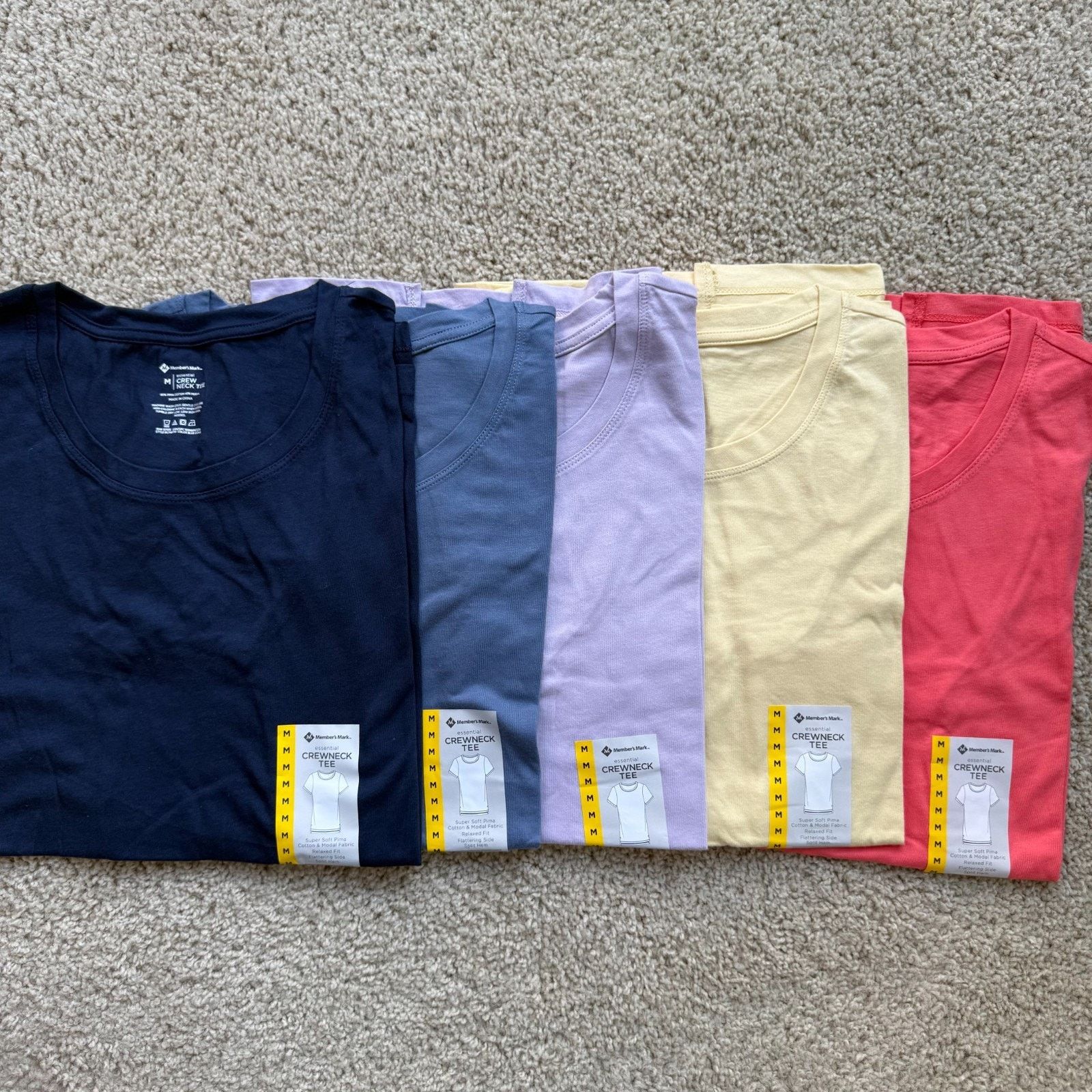 Other NWT Basic Crewneck Tee Set of 5 Womens L Relaxed Fit Size M / US 6-8 / IT 42-44 - 1 Preview