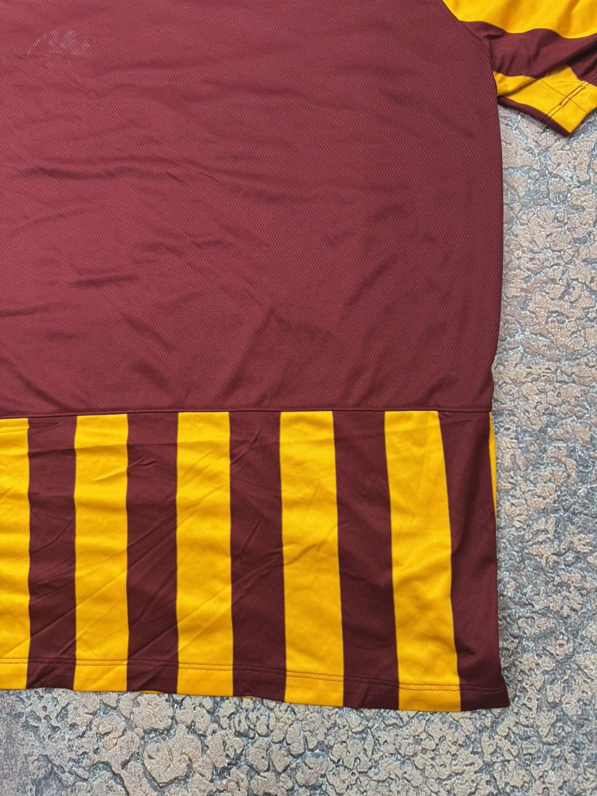 Nike Bradford City 14/15 Home Football Jersey Size US XXL / EU 58 / 5 - 9 Thumbnail