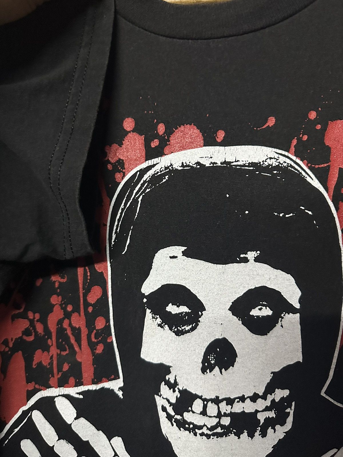 Band Tees Thrashed Vintage Misfits Horror Punk Promo Faded Tee Size US M / EU 48-50 / 2 - 6 Thumbnail