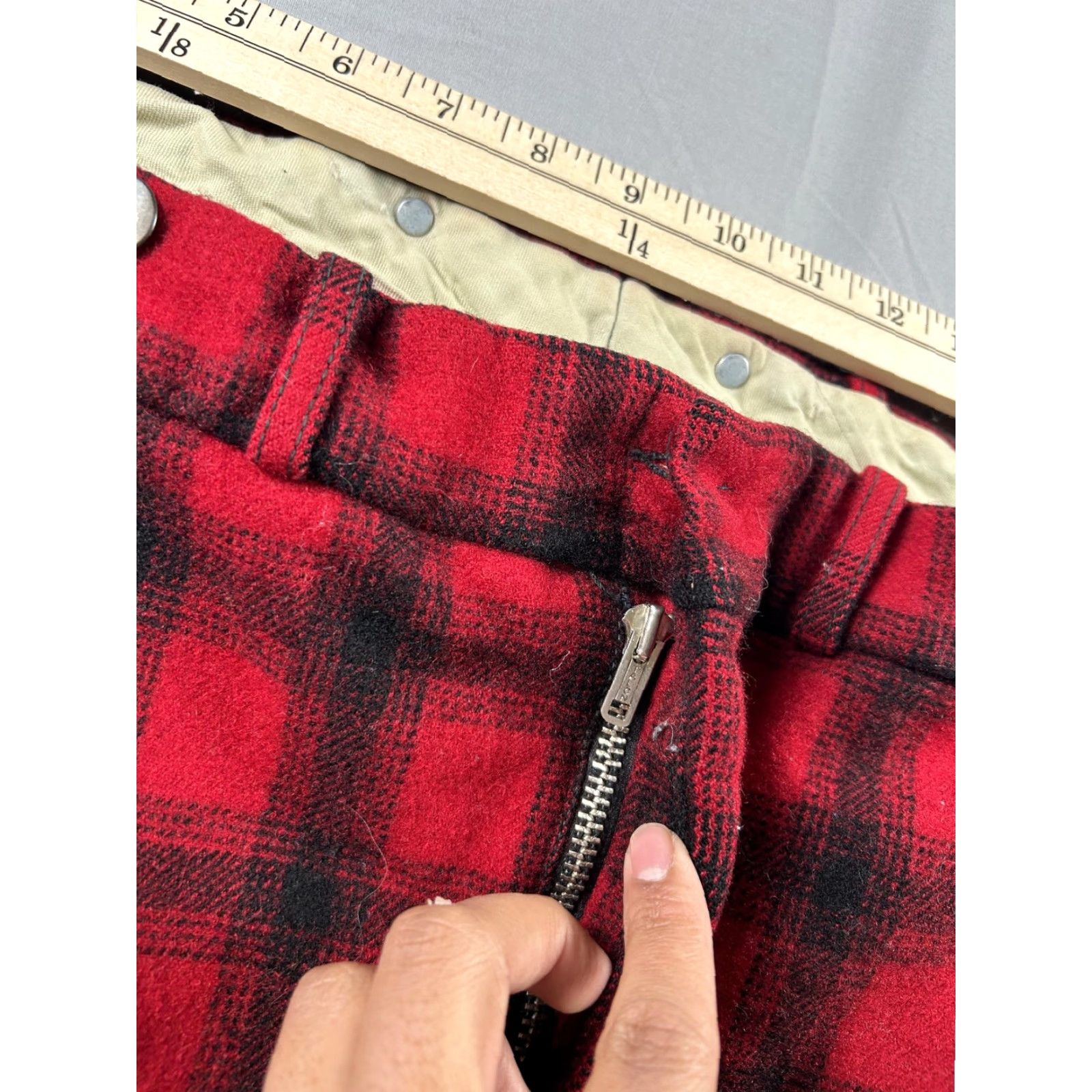 Vintage VINTAGE Woolrich Snow Pants Mens 36x30 Red Buffalo Plaid Wool Insulated Ski Cuff Size US 36 / EU 52 - 4 Thumbnail