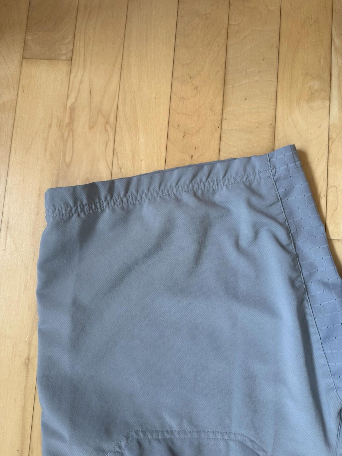 Under Armour Under Armour Shorts Mens 34 Gray Golf Loose Heatgear Size US 34 / EU 50 - 10 Thumbnail